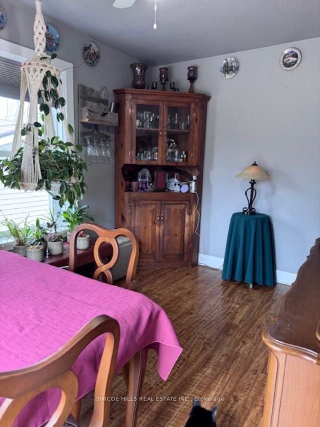 Photo 9 of 21 South Street, Orillia — HOMEH