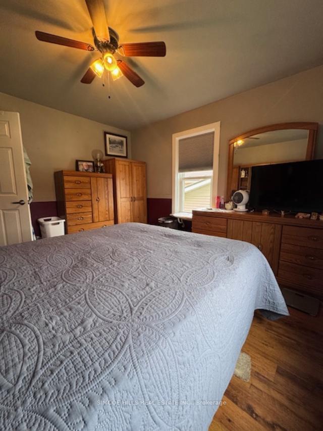 Photo 11 of 21 South Street, Orillia — HOMEH