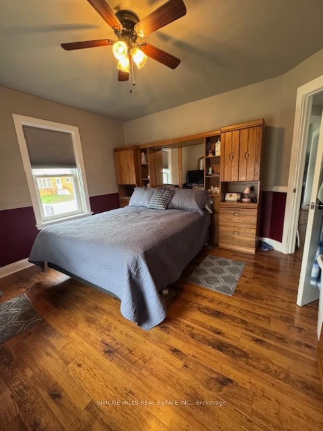 Photo 10 of 21 South Street, Orillia — HOMEH