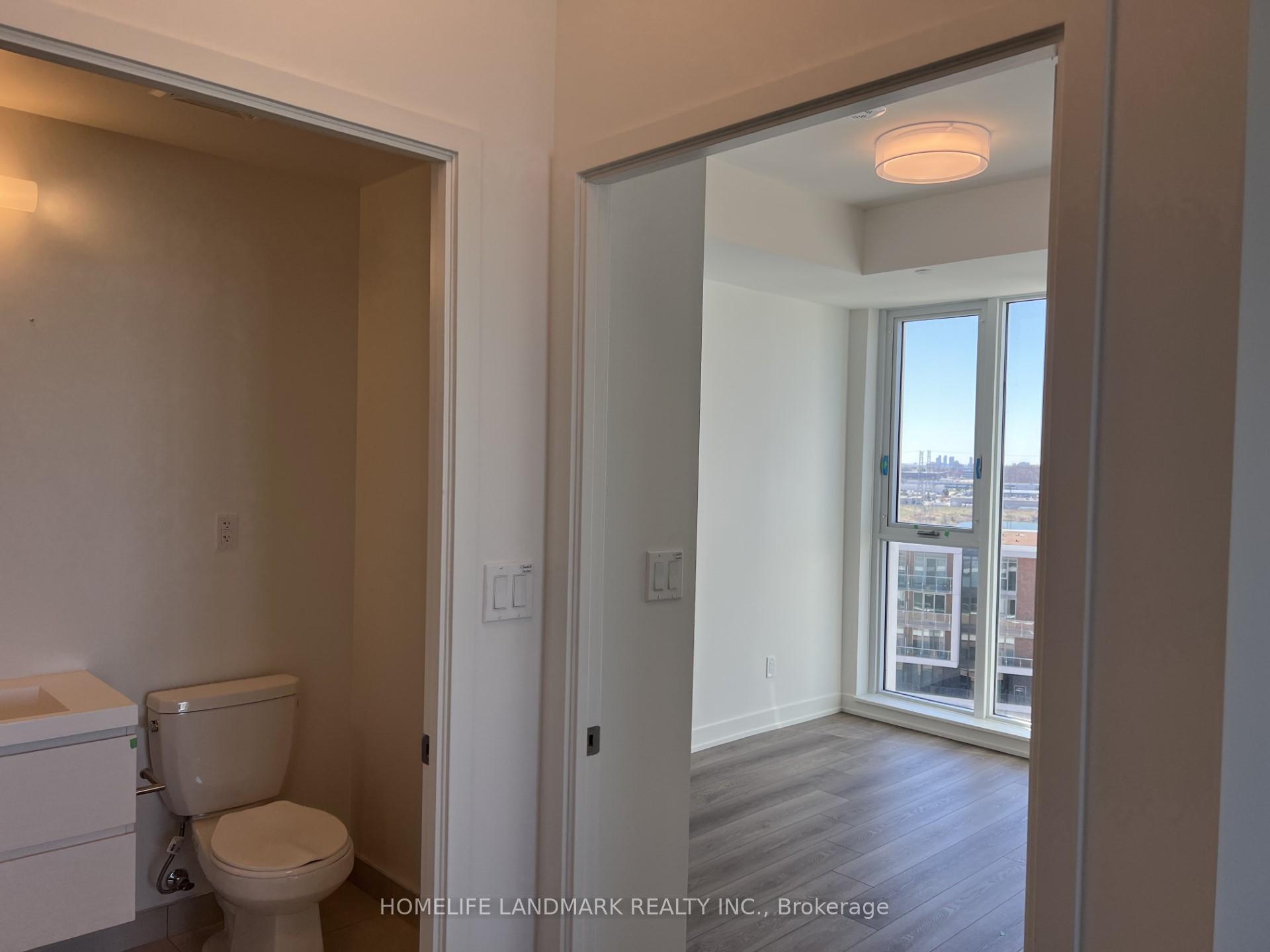 Photo 6 of Unit 1703, 292 Verdale Crossing, Markham, Unionville — HOMEH