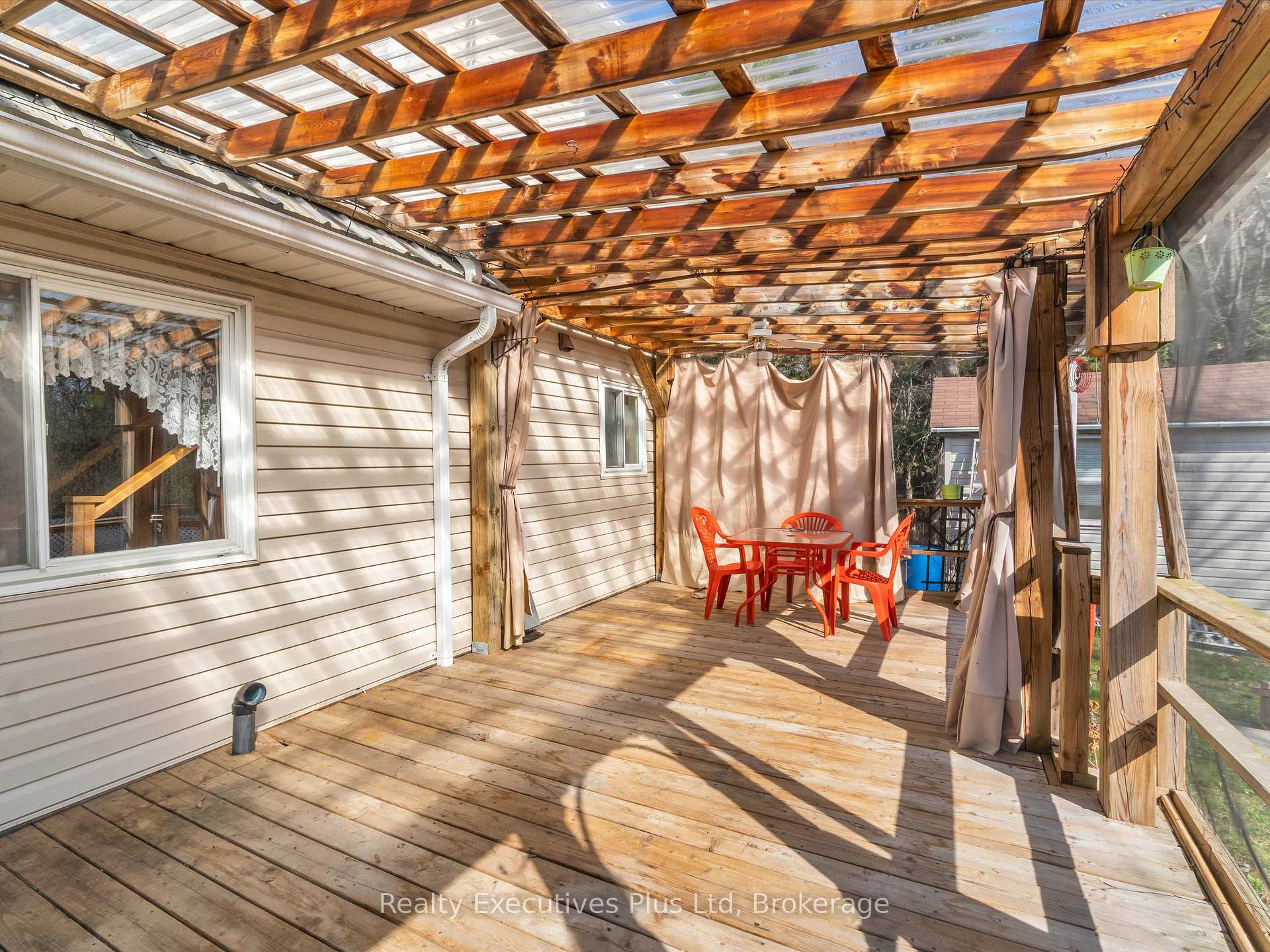 Photo 3 of 152 Moonwing Road, Magnetawan, Ahmic Harbour — HOMEH