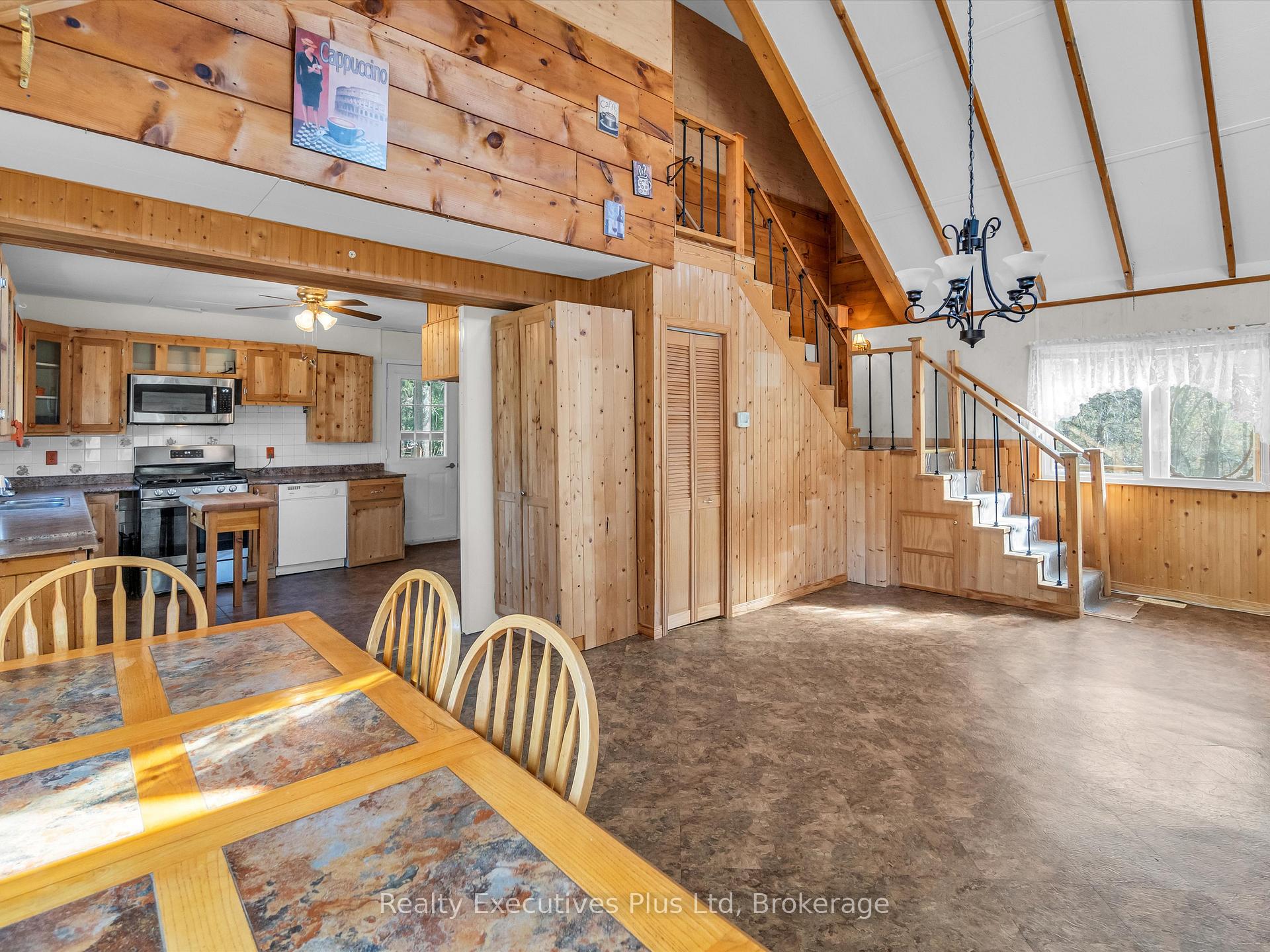 Photo 15 of 152 Moonwing Road, Magnetawan, Ahmic Harbour — HOMEH