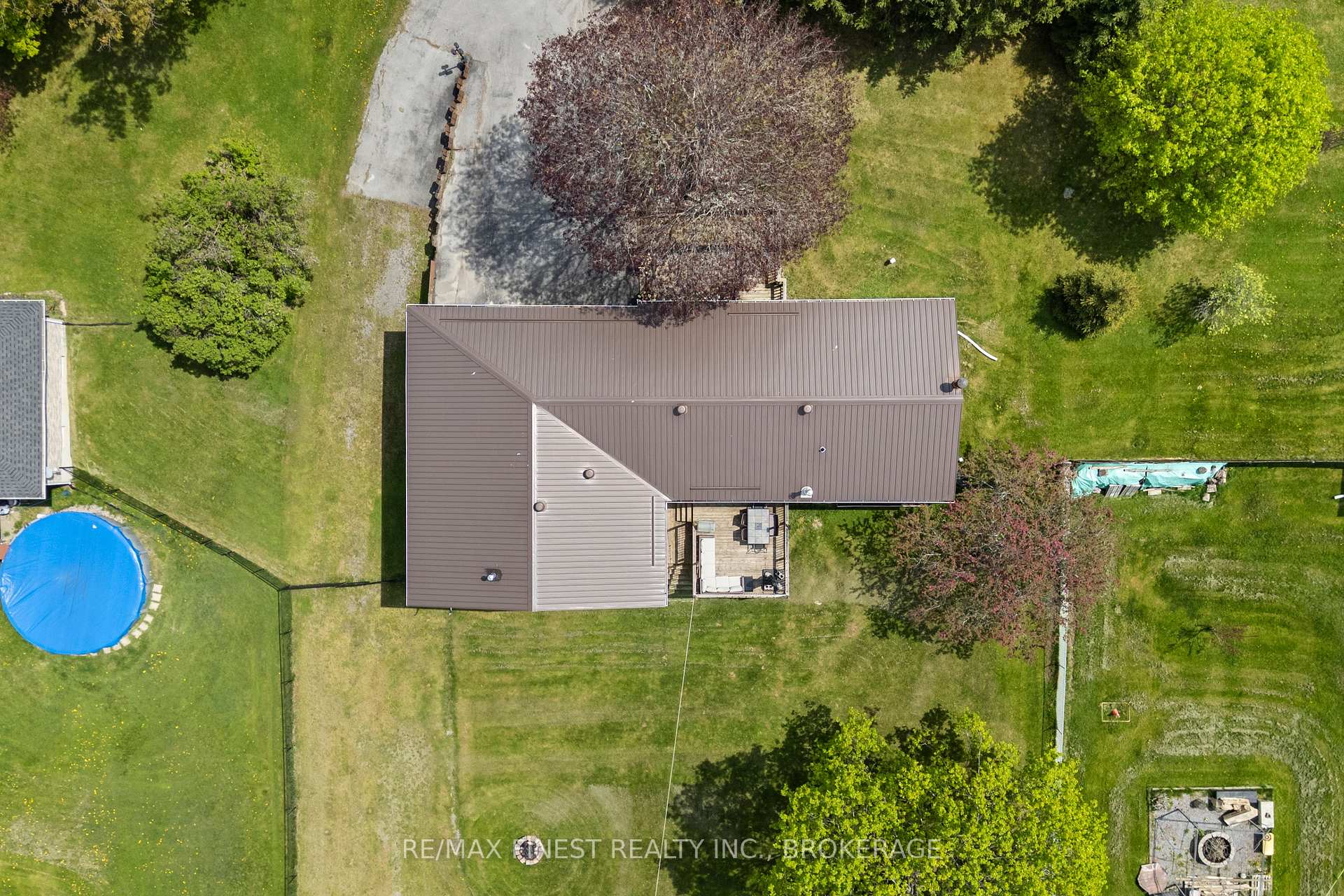 Photo 30 of 1838 Highway 15, Kingston, City North of 401 — HOMEH