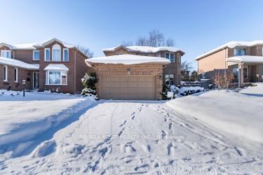 Photo 2 of 24 Neelands Street, Barrie, West Bayfield — HOMEH