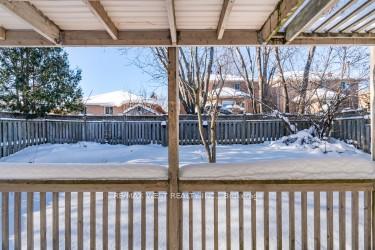 Photo 19 of 24 Neelands Street, Barrie, West Bayfield — HOMEH