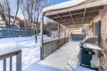 Photo 20 of 24 Neelands Street, Barrie, West Bayfield — HOMEH