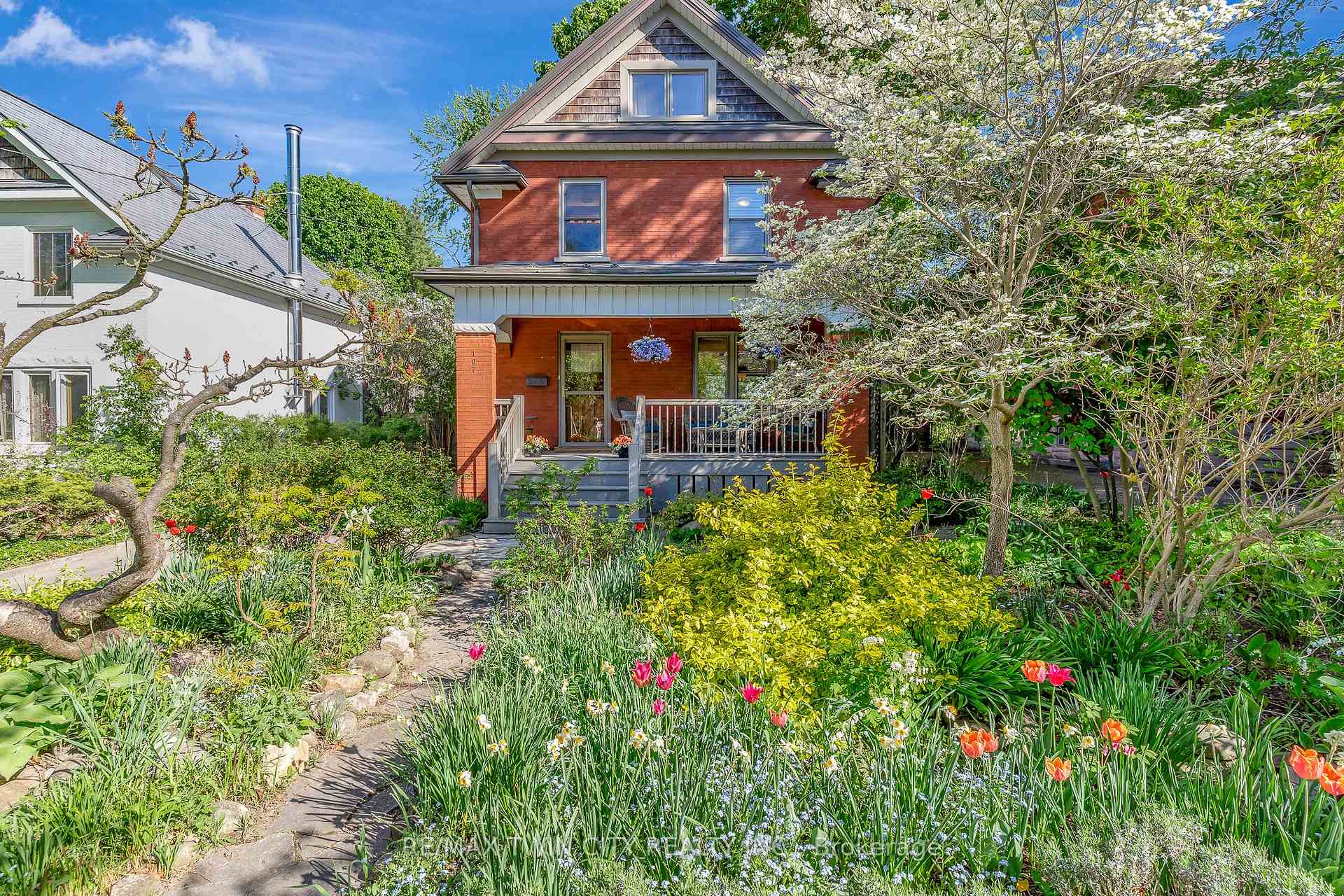 Photo 1 of 107 Allen Street W, Waterloo — HOMEH
