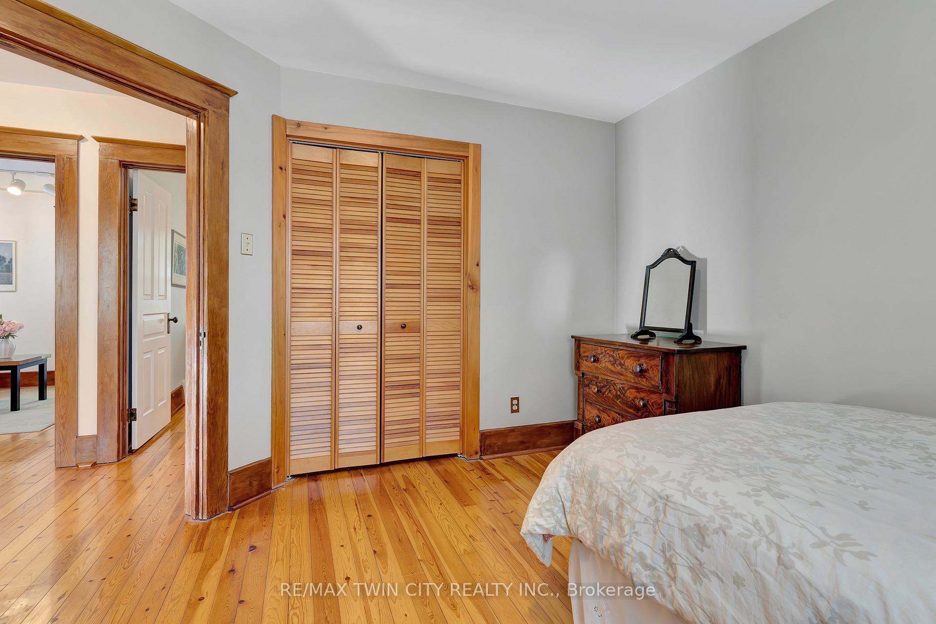 Photo 23 of 107 Allen Street W, Waterloo — HOMEH