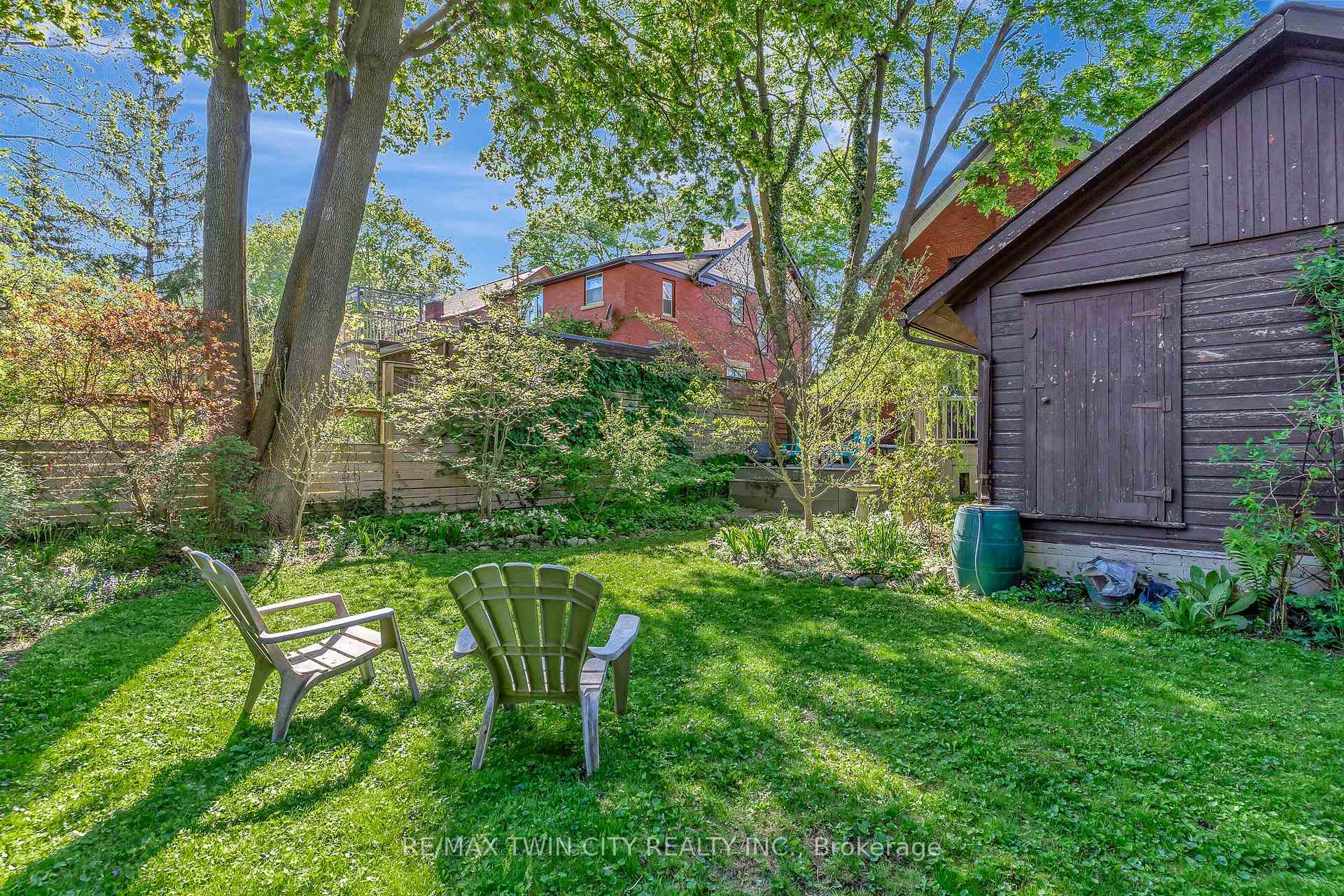Photo 31 of 107 Allen Street W, Waterloo — HOMEH