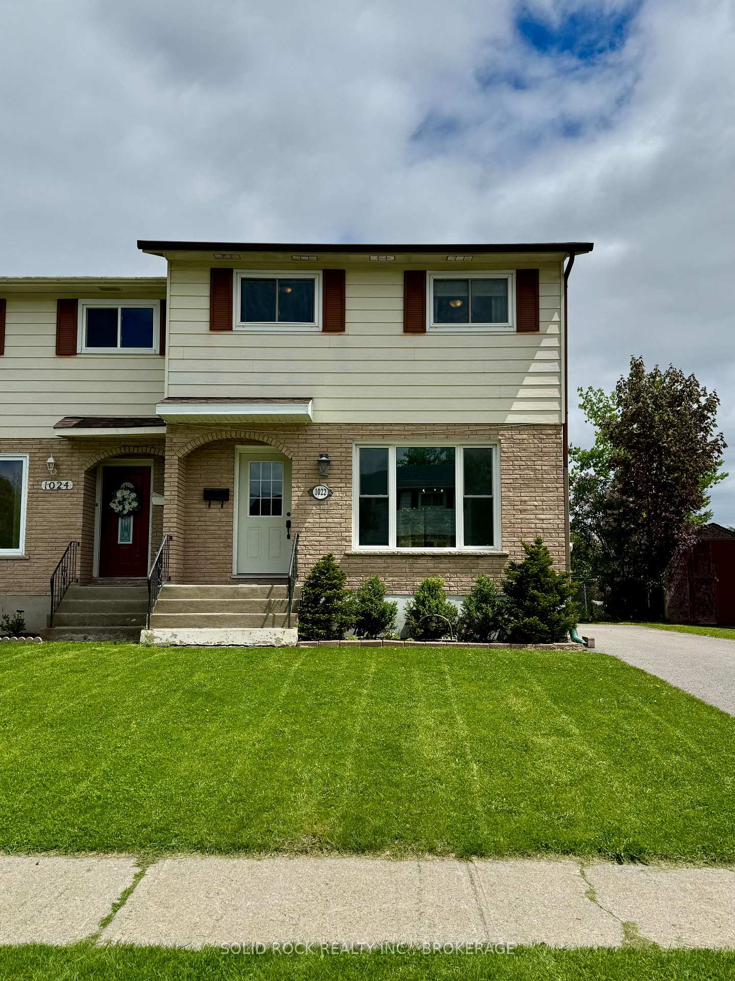 Photo 9 of 1022 Sprucewood Crescent, Kingston, City Northwest — HOMEH