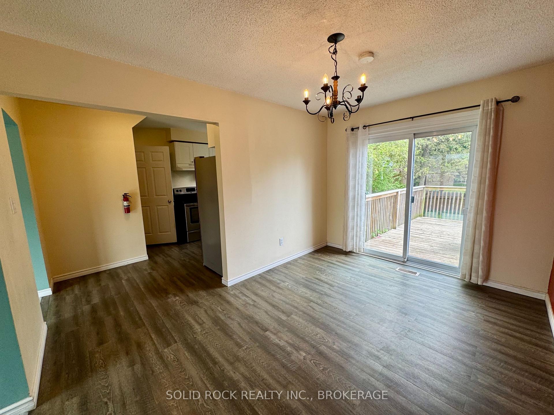 Photo 13 of 1022 Sprucewood Crescent, Kingston, City Northwest — HOMEH
