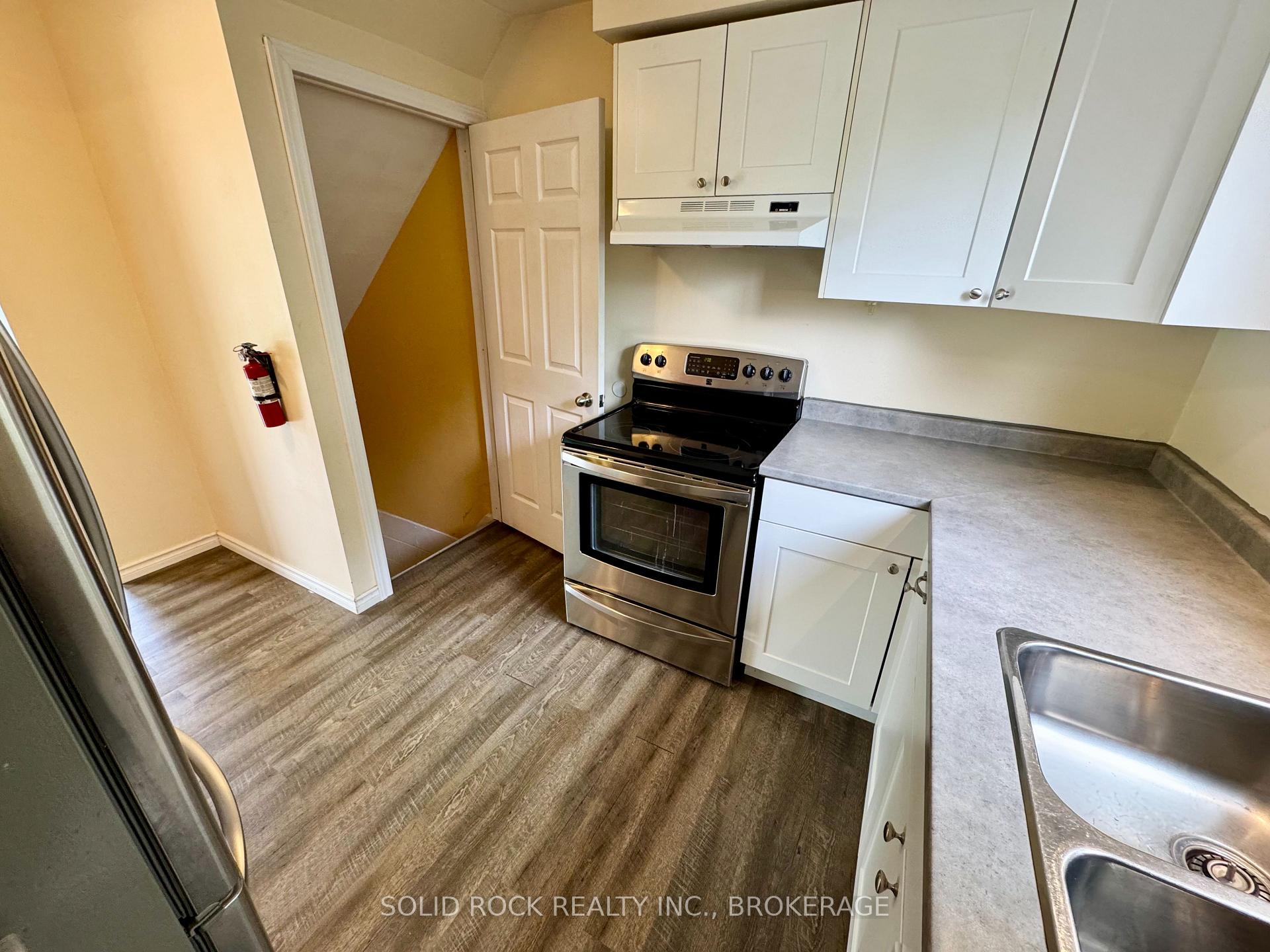 Photo 28 of 1022 Sprucewood Crescent, Kingston, City Northwest — HOMEH