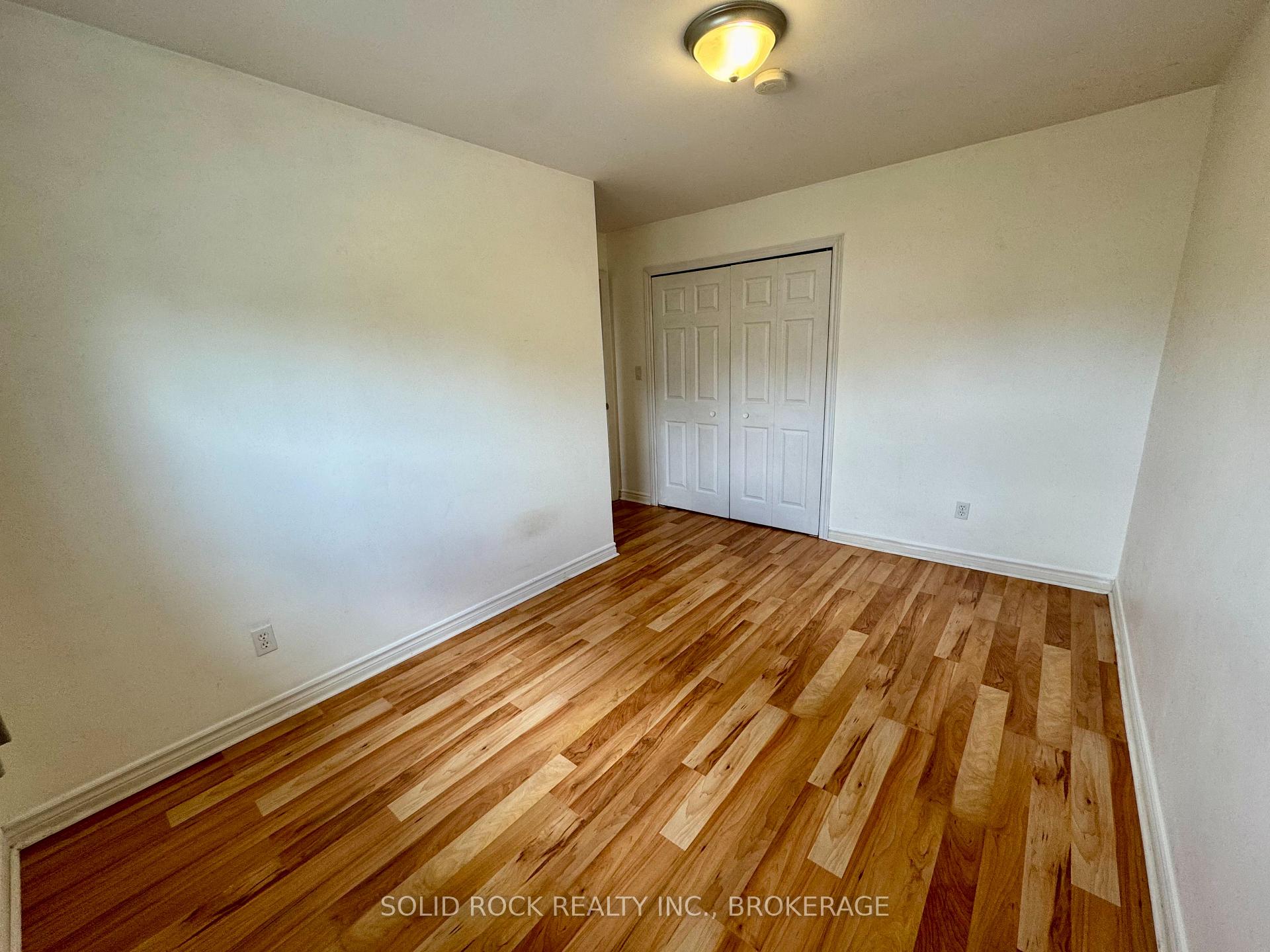Photo 22 of 1022 Sprucewood Crescent, Kingston, City Northwest — HOMEH