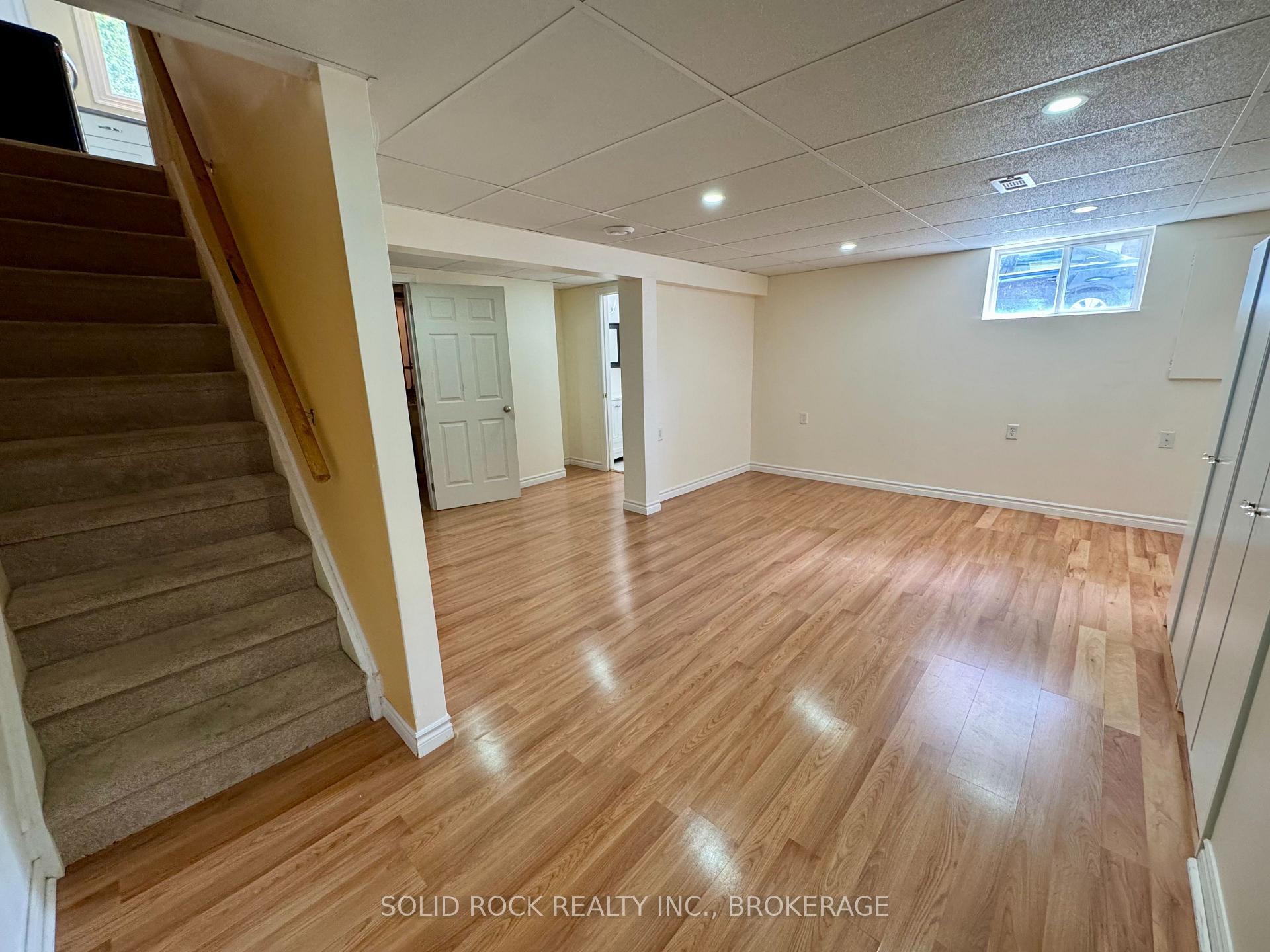 Photo 21 of 1022 Sprucewood Crescent, Kingston, City Northwest — HOMEH
