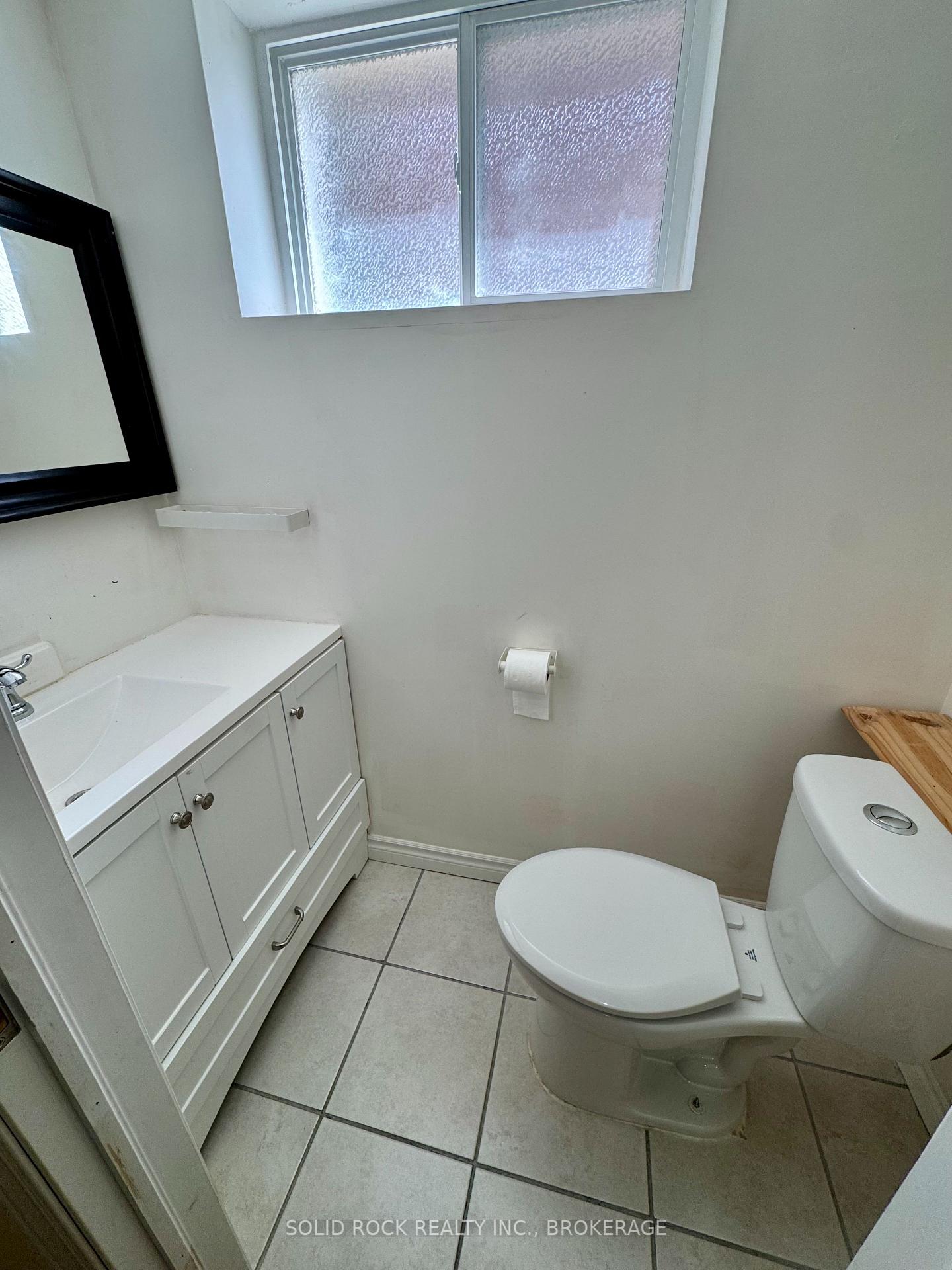 Photo 38 of 1022 Sprucewood Crescent, Kingston, City Northwest — HOMEH