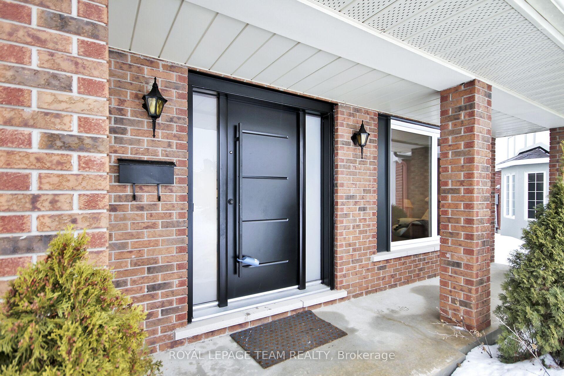 Photo 10 of 9 Strathearn Court, Ottawa, Tanglewood — HOMEH