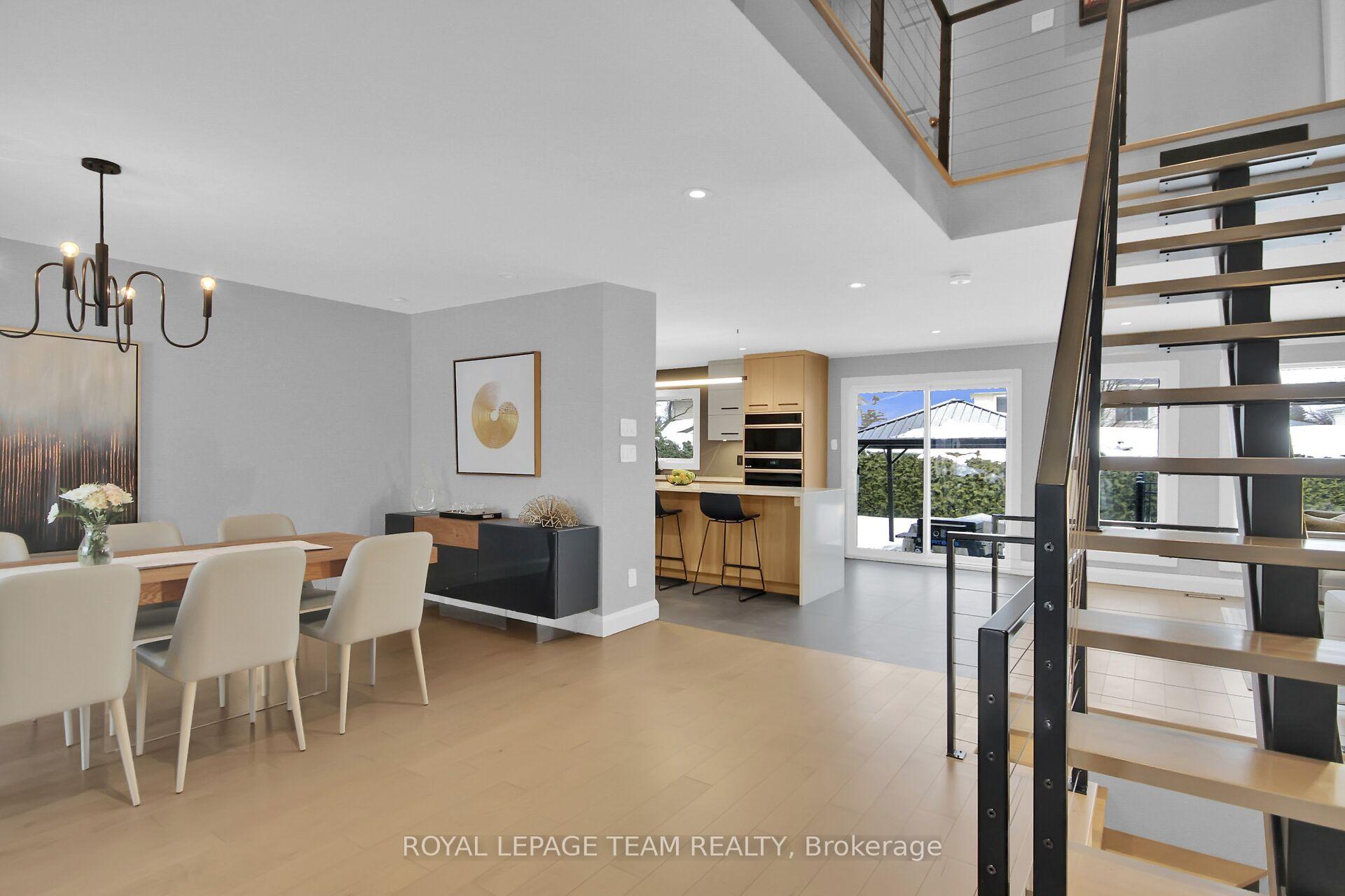 Photo 5 of 9 Strathearn Court, Ottawa, Tanglewood — HOMEH