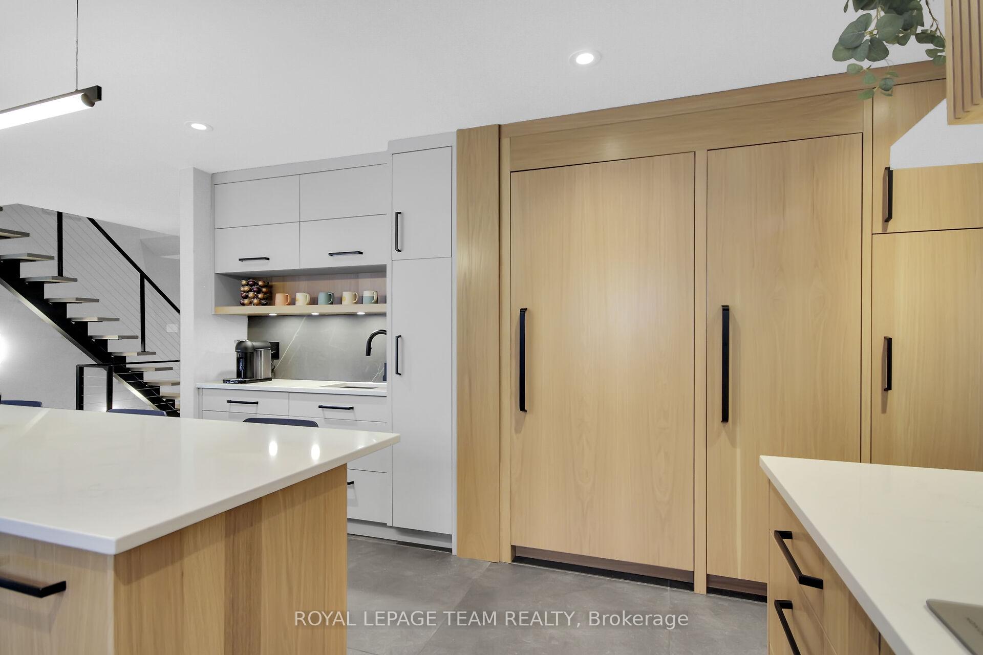 Photo 9 of 9 Strathearn Court, Ottawa, Tanglewood — HOMEH