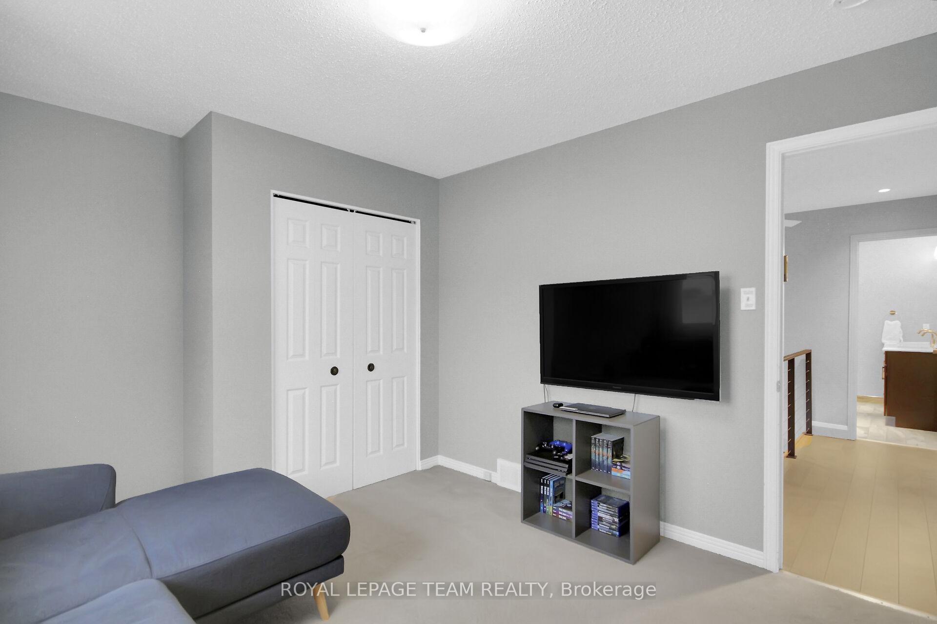 Photo 29 of 9 Strathearn Court, Ottawa, Tanglewood — HOMEH