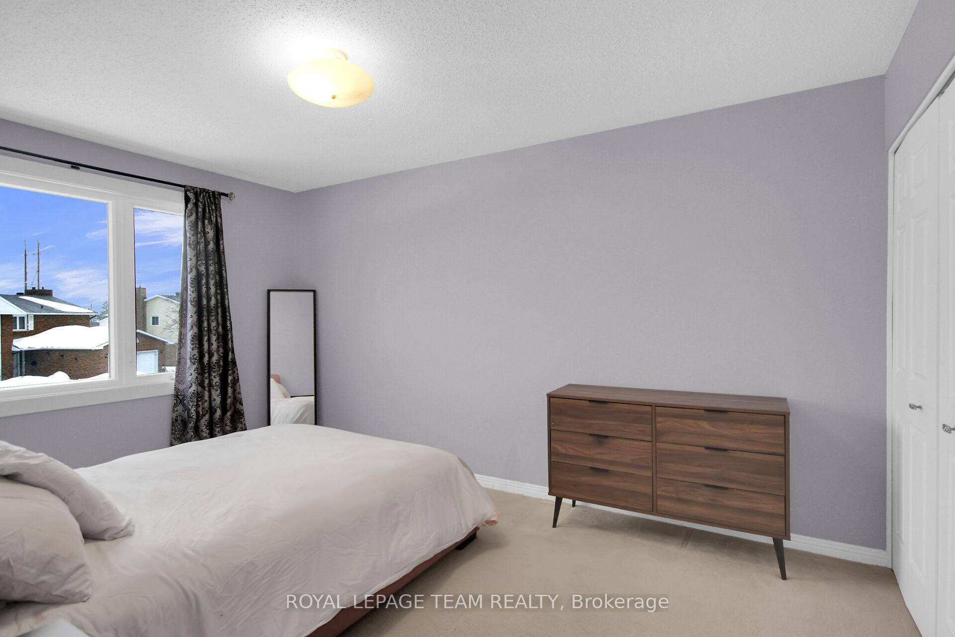 Photo 25 of 9 Strathearn Court, Ottawa, Tanglewood — HOMEH