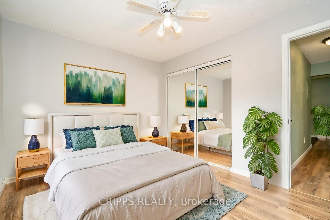 Photo 5 of Unit D12, 163 Edgehill Drive, Barrie, 400 West — HOMEH