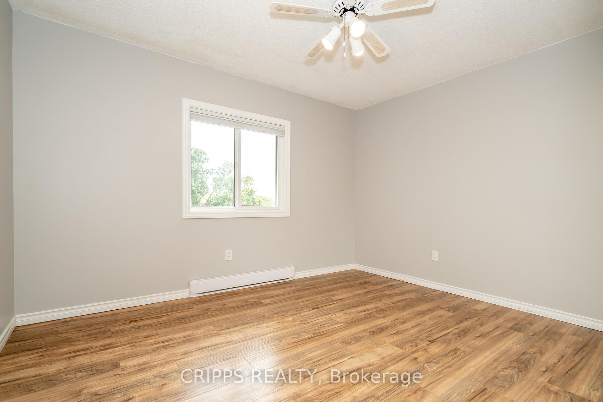 Photo 22 of Unit D12, 163 Edgehill Drive, Barrie, 400 West — HOMEH