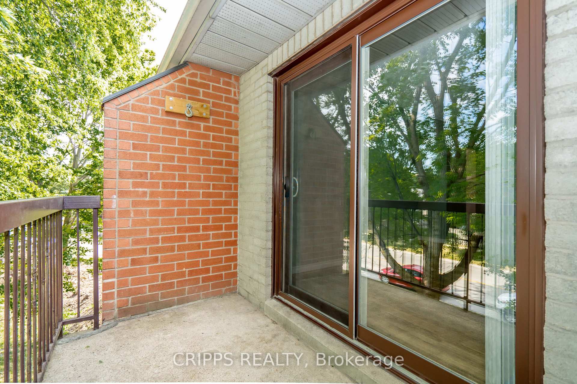Photo 30 of Unit D12, 163 Edgehill Drive, Barrie, 400 West — HOMEH