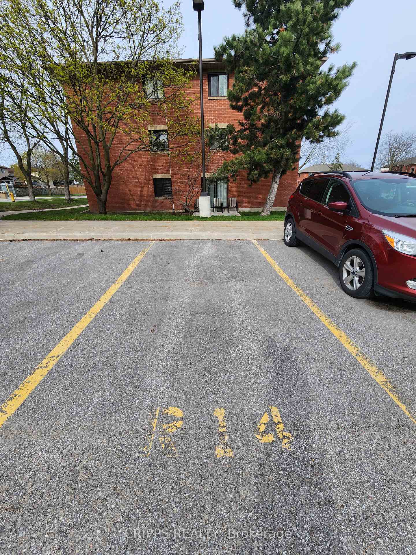 Photo 32 of Unit D12, 163 Edgehill Drive, Barrie, 400 West — HOMEH