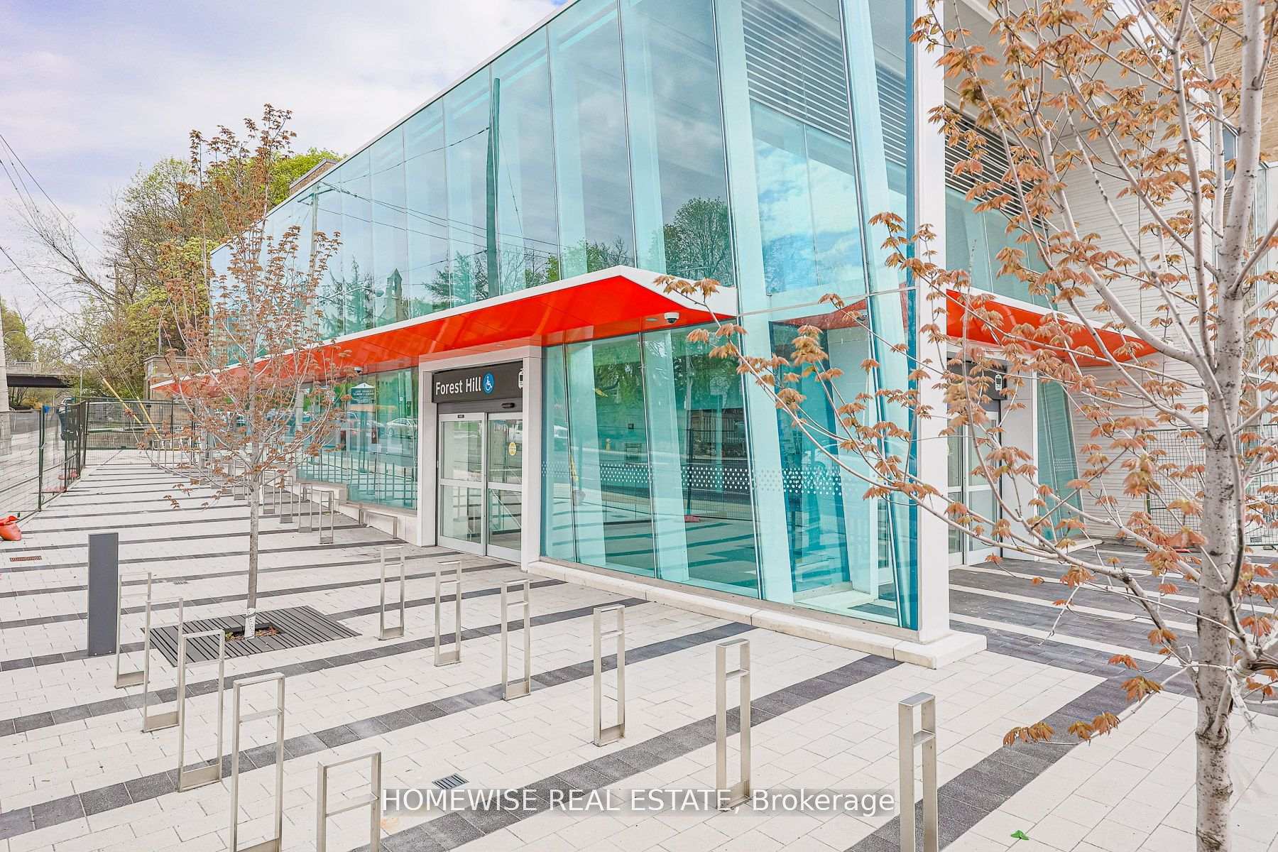 Photo 3 of Unit 1605, 2020 Bathurst Street, Toronto, Humewood-Cedarvale — HOMEH