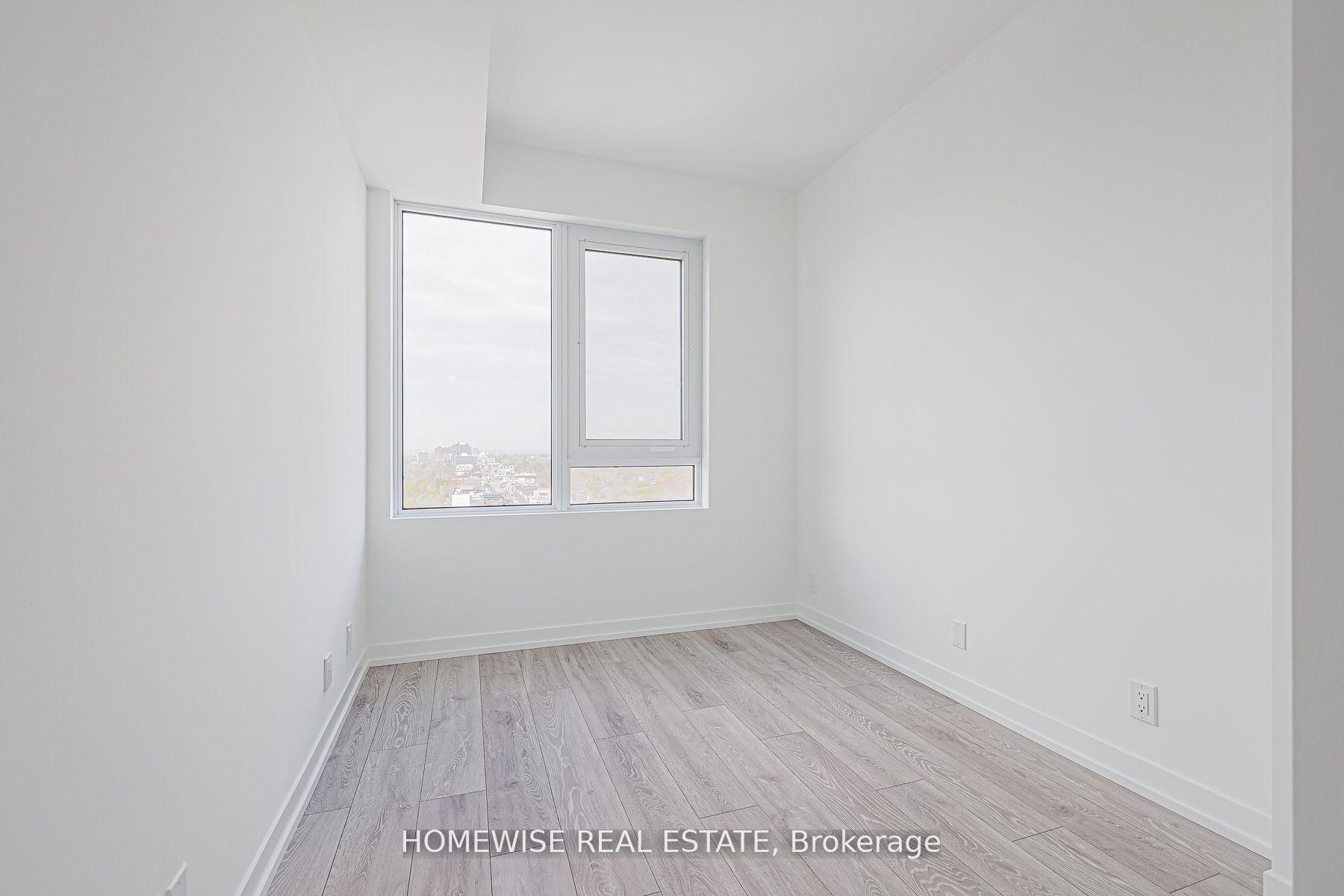 Photo 4 of Unit 1605, 2020 Bathurst Street, Toronto, Humewood-Cedarvale — HOMEH