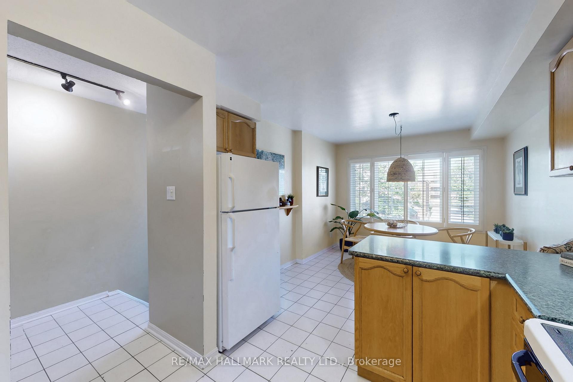 Photo 16 of 62 Curzon Street, Toronto, South Riverdale — HOMEH