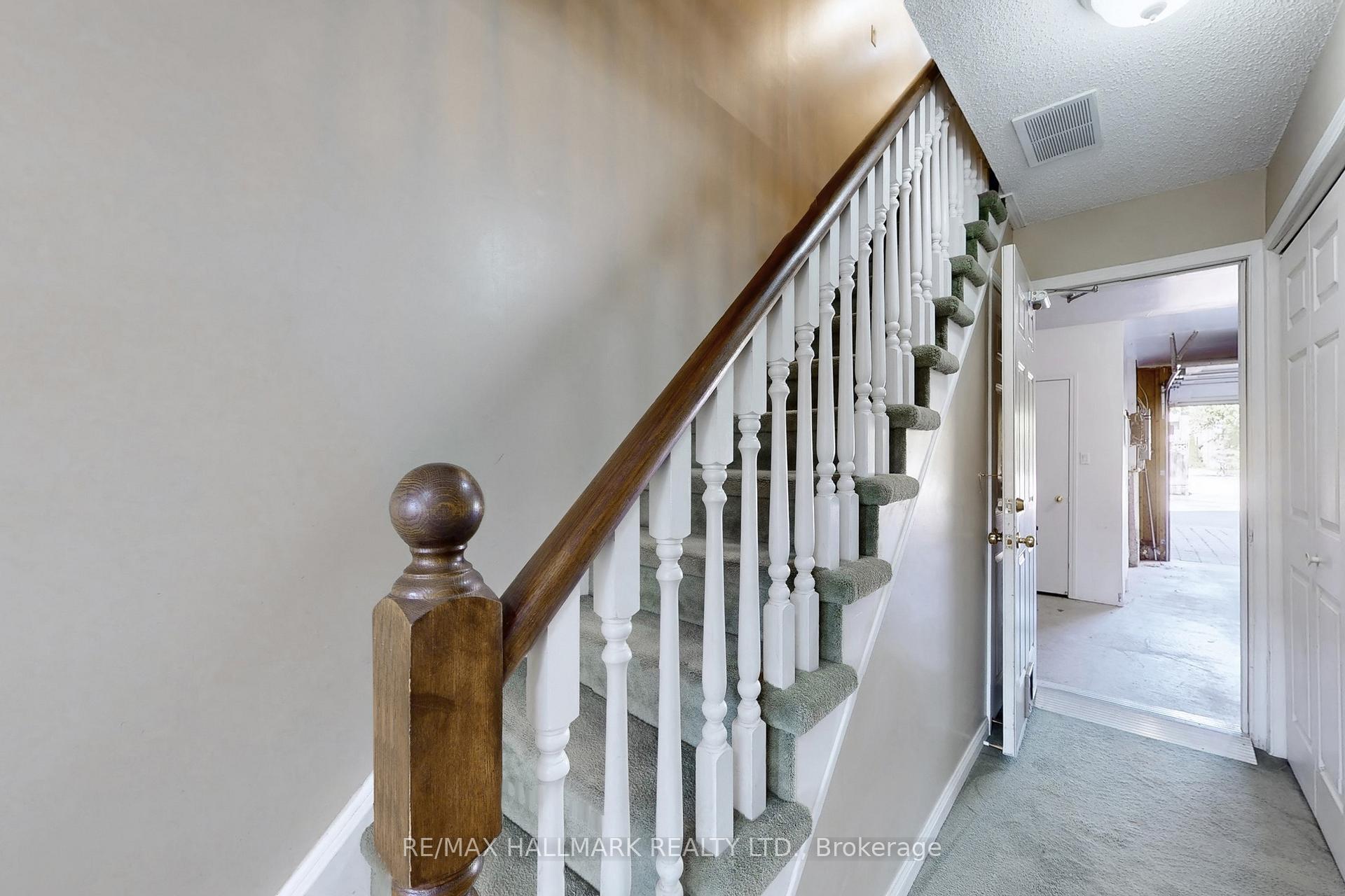 Photo 3 of 62 Curzon Street, Toronto, South Riverdale — HOMEH