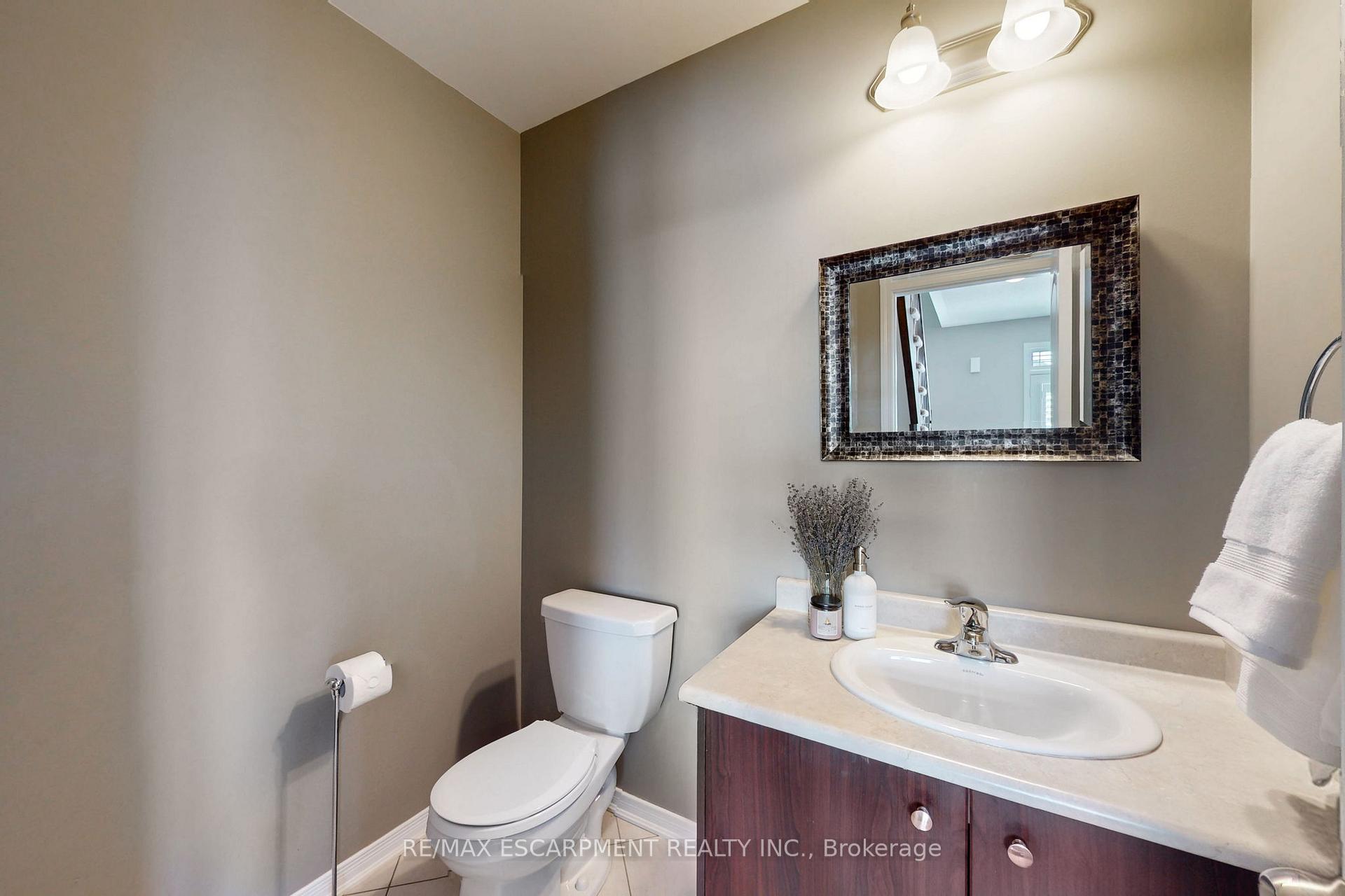 Photo 16 of 29 Alnwick Avenue, Caledon, Rural Caledon — HOMEH