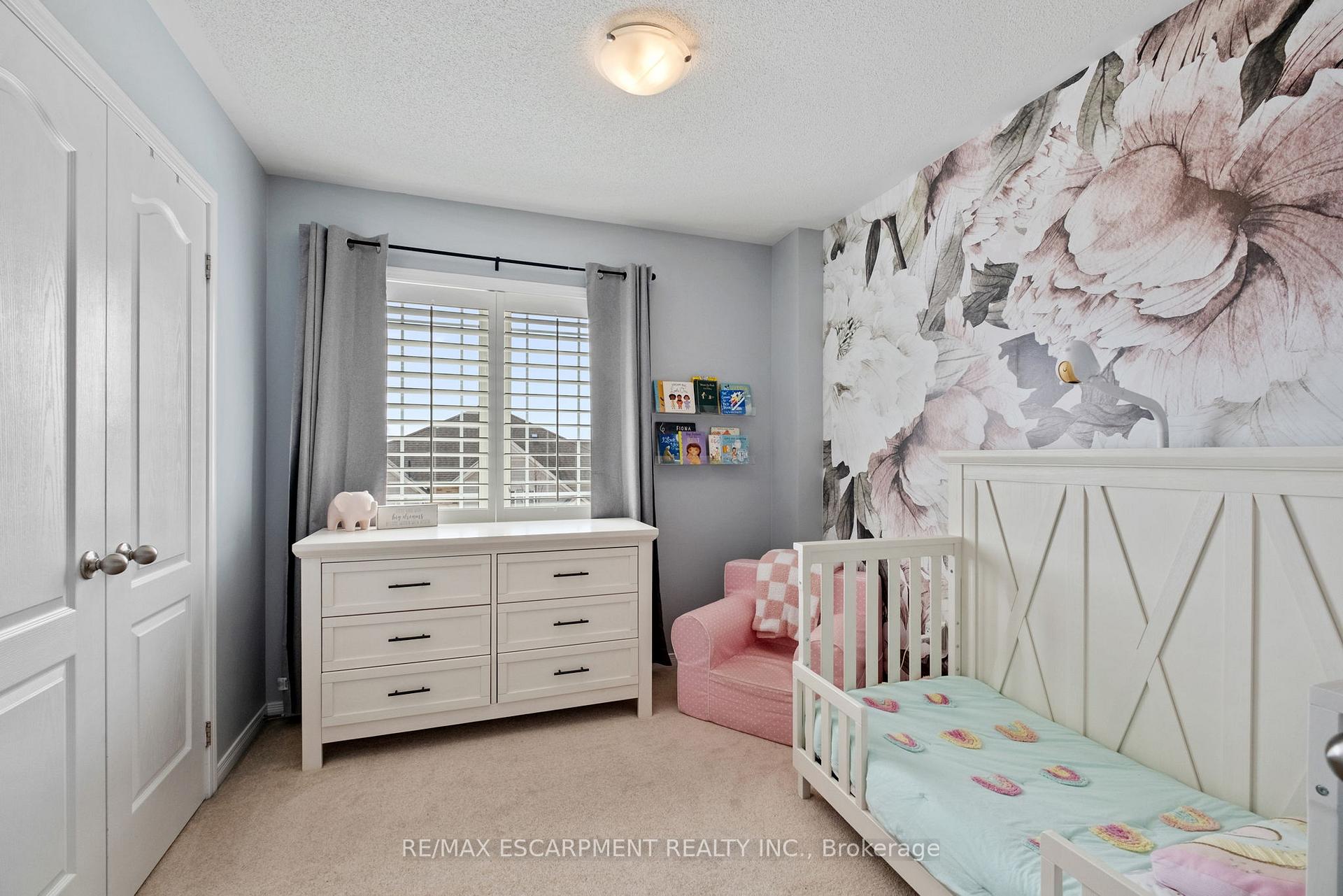 Photo 23 of 29 Alnwick Avenue, Caledon, Rural Caledon — HOMEH