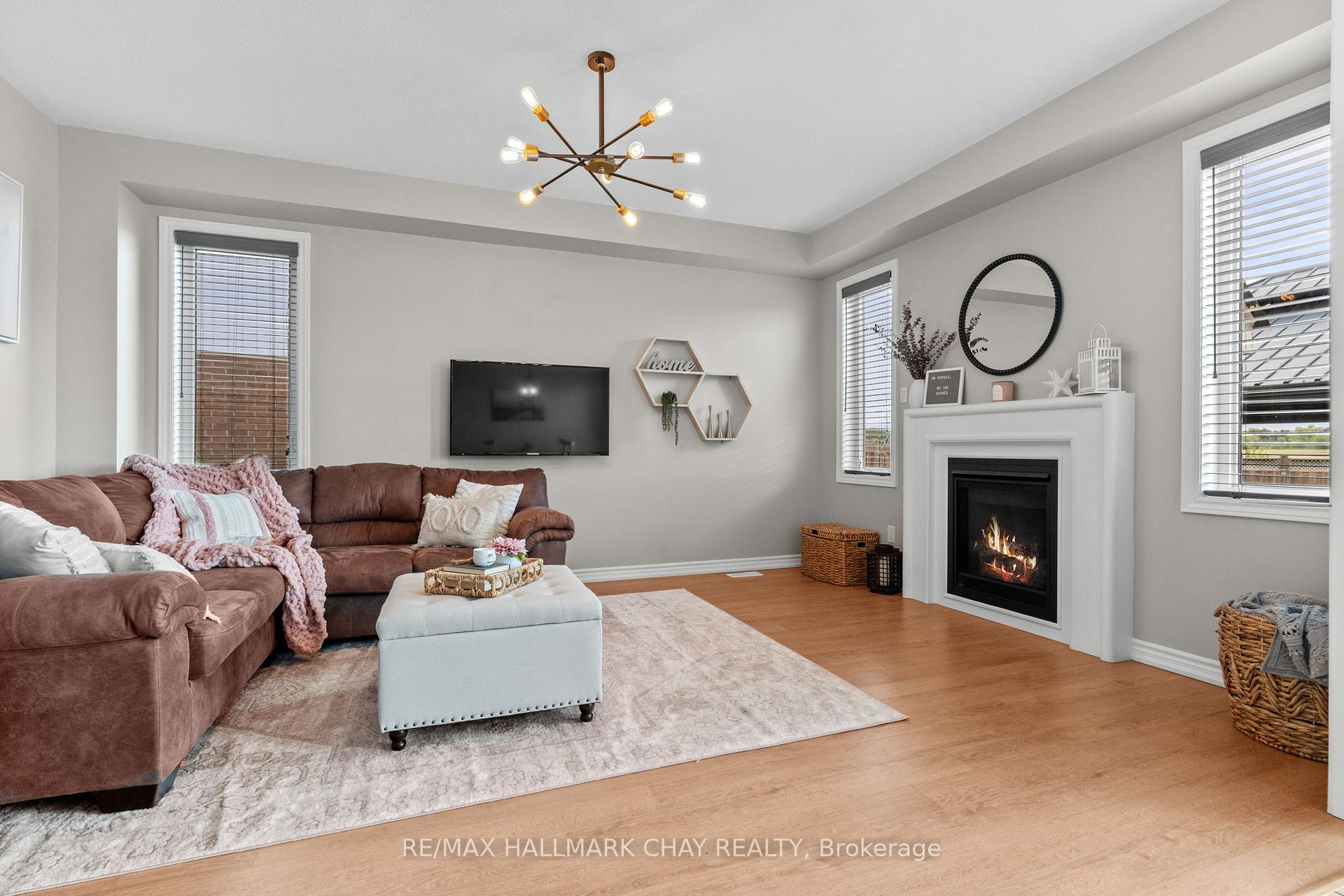 Photo 8 of 61 Wagner Crescent, Essa, Angus — HOMEH
