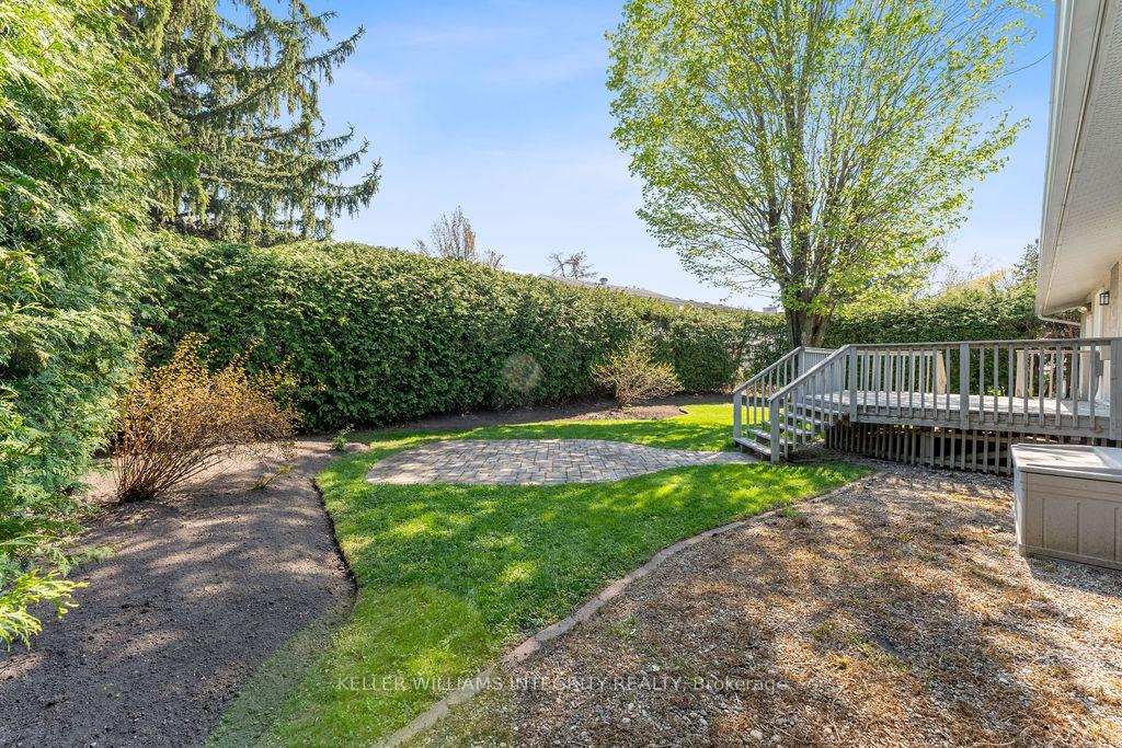 Photo 45 of 24 Brian Crescent, Ottawa, Bruce Farm/Graham Park/Qualicum/Bellands — HOMEH