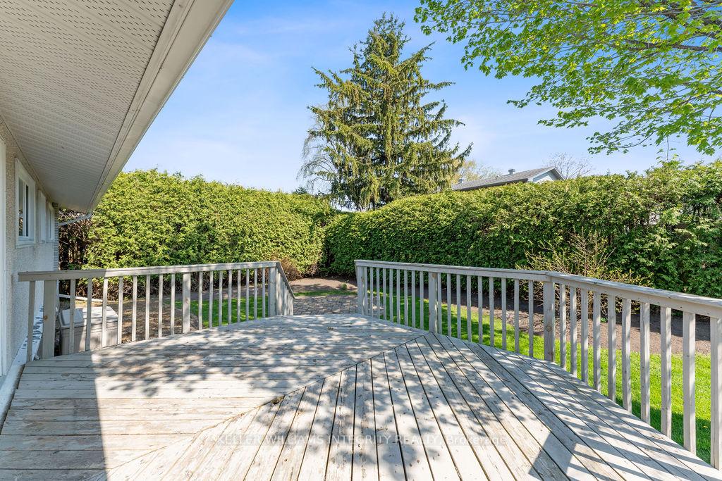 Photo 44 of 24 Brian Crescent, Ottawa, Bruce Farm/Graham Park/Qualicum/Bellands — HOMEH