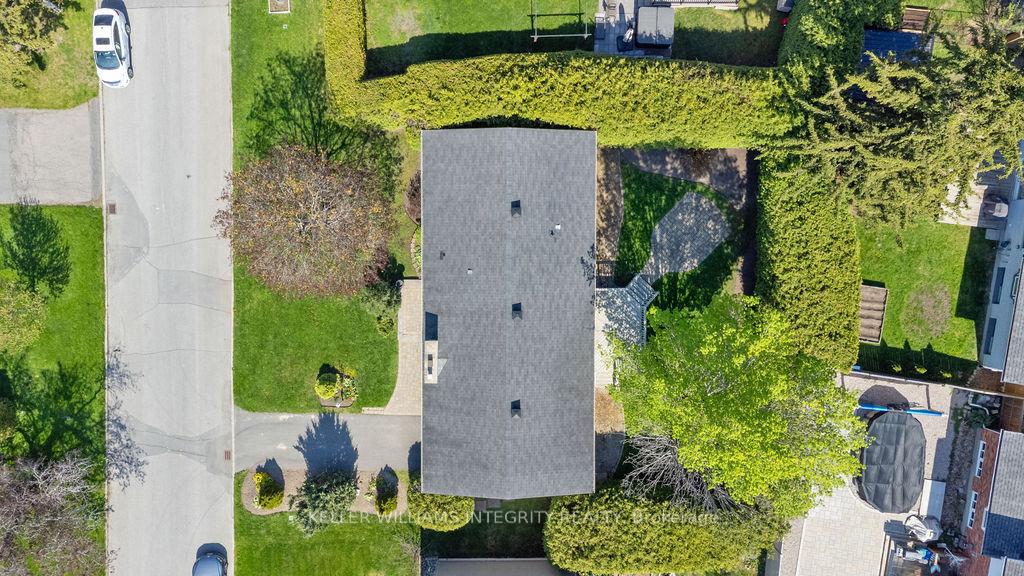 Photo 37 of 24 Brian Crescent, Ottawa, Bruce Farm/Graham Park/Qualicum/Bellands — HOMEH