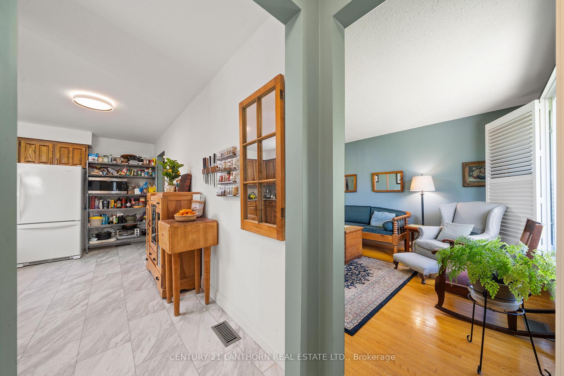 Photo 5 of 34 Harvest Crescent, Belleville — HOMEH