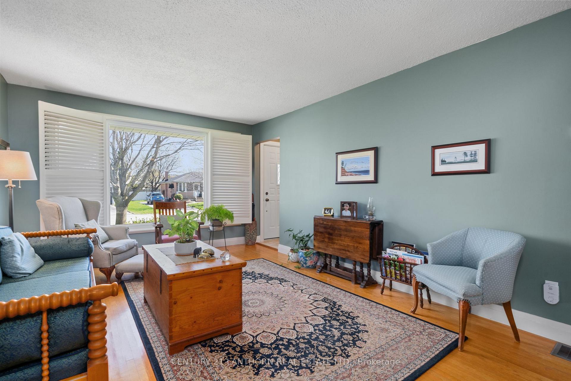Photo 31 of 34 Harvest Crescent, Belleville — HOMEH