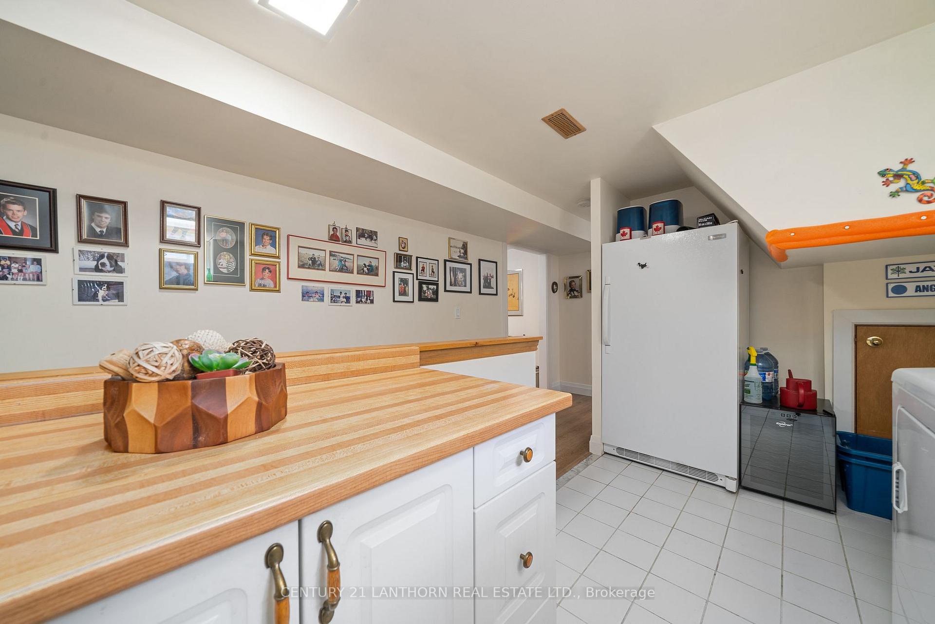 Photo 33 of 34 Harvest Crescent, Belleville — HOMEH