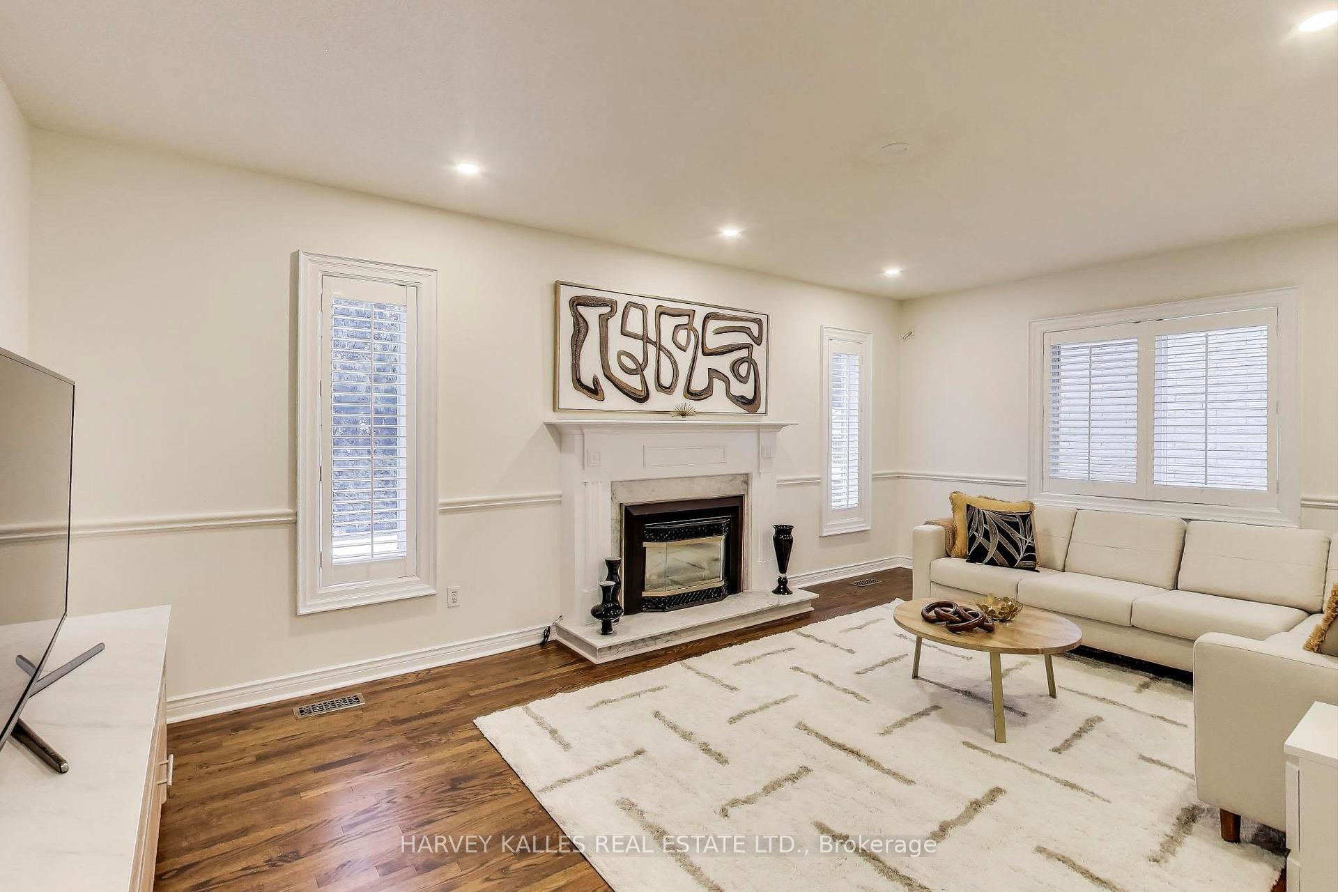 Photo 3 of 50 King High Drive, Vaughan, Beverley Glen — HOMEH