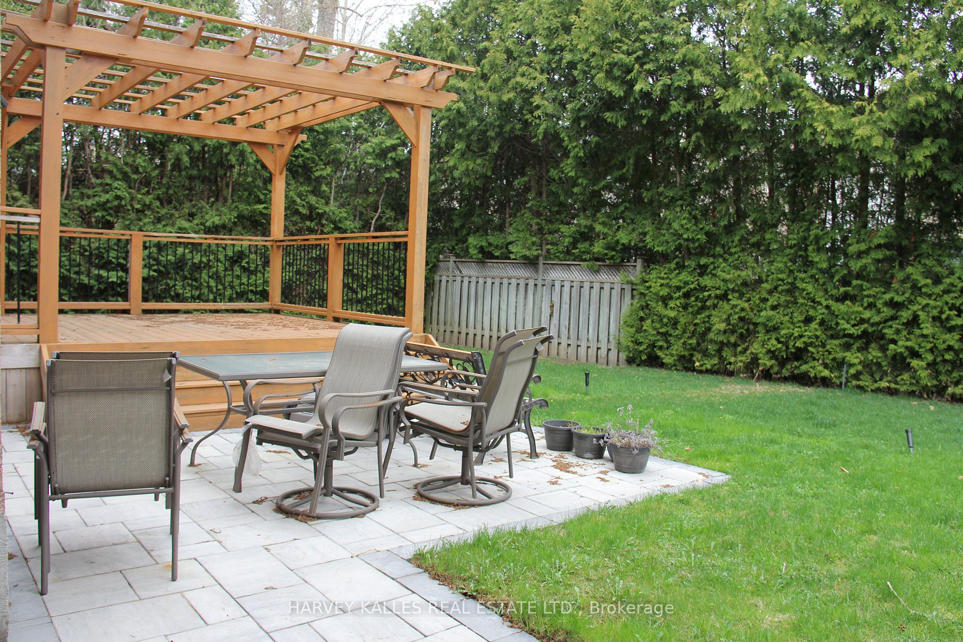 Photo 13 of 50 King High Drive, Vaughan, Beverley Glen — HOMEH