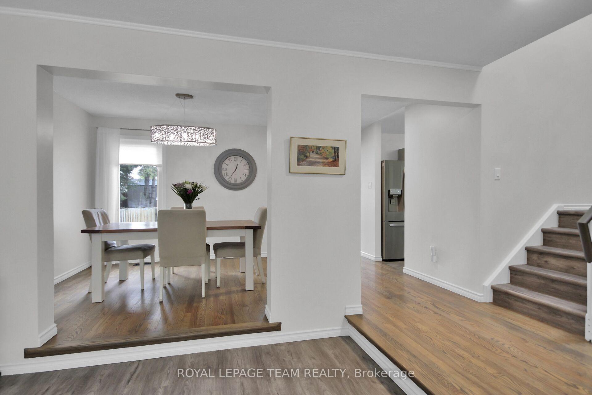 Photo 6 of 24 Ready Way, Ottawa, Barrhaven - Pheasant Run — HOMEH