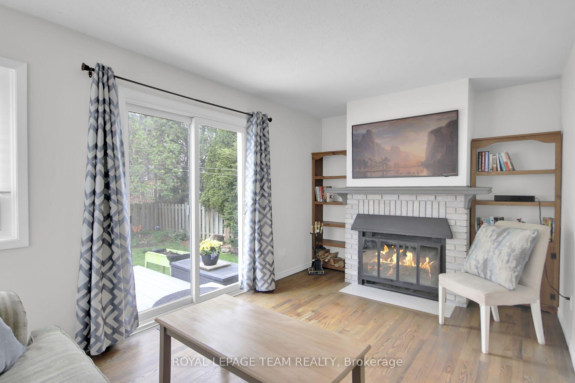 Photo 9 of 24 Ready Way, Ottawa, Barrhaven - Pheasant Run — HOMEH