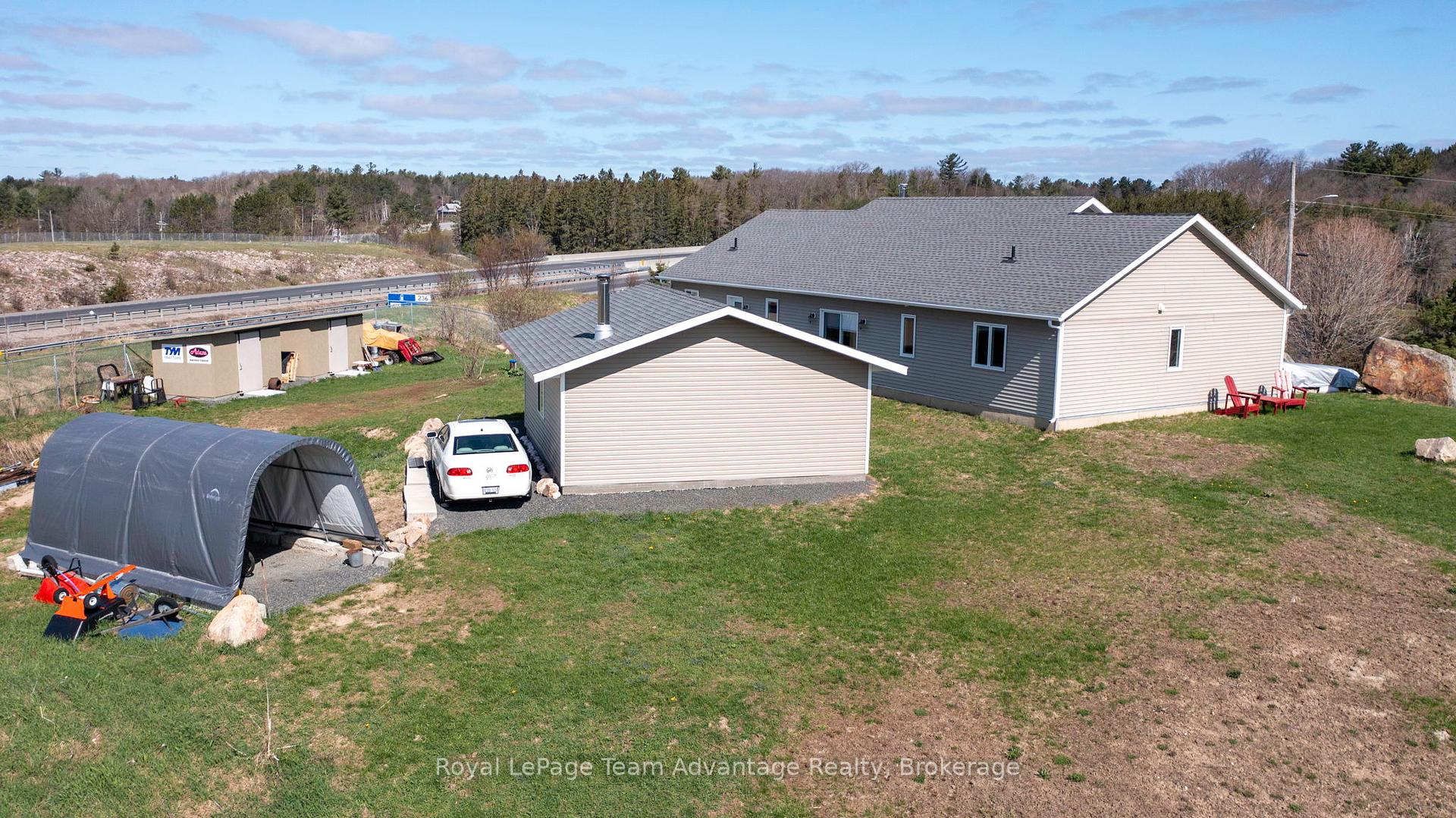 Photo 15 of 28 Meadowcrest Drive, McDougall — HOMEH