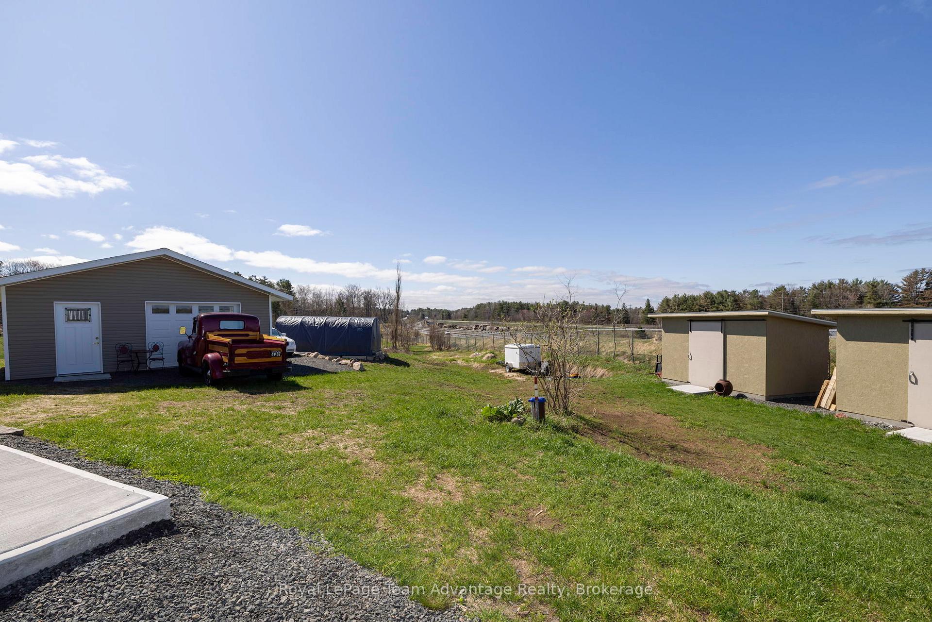Photo 8 of 28 Meadowcrest Drive, McDougall — HOMEH