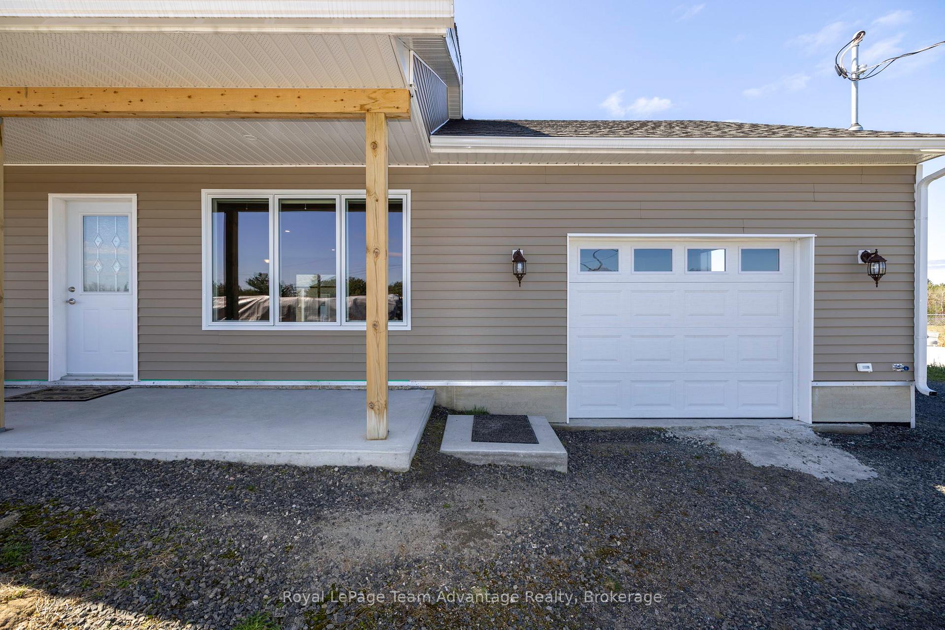 Photo 22 of 28 Meadowcrest Drive, McDougall — HOMEH
