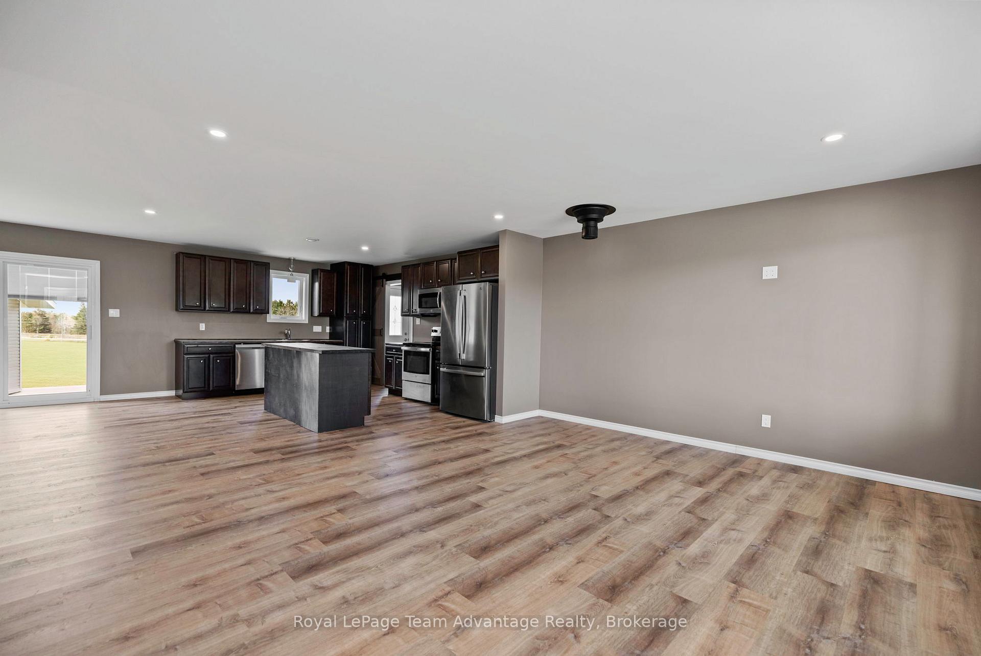 Photo 40 of 28 Meadowcrest Drive, McDougall — HOMEH