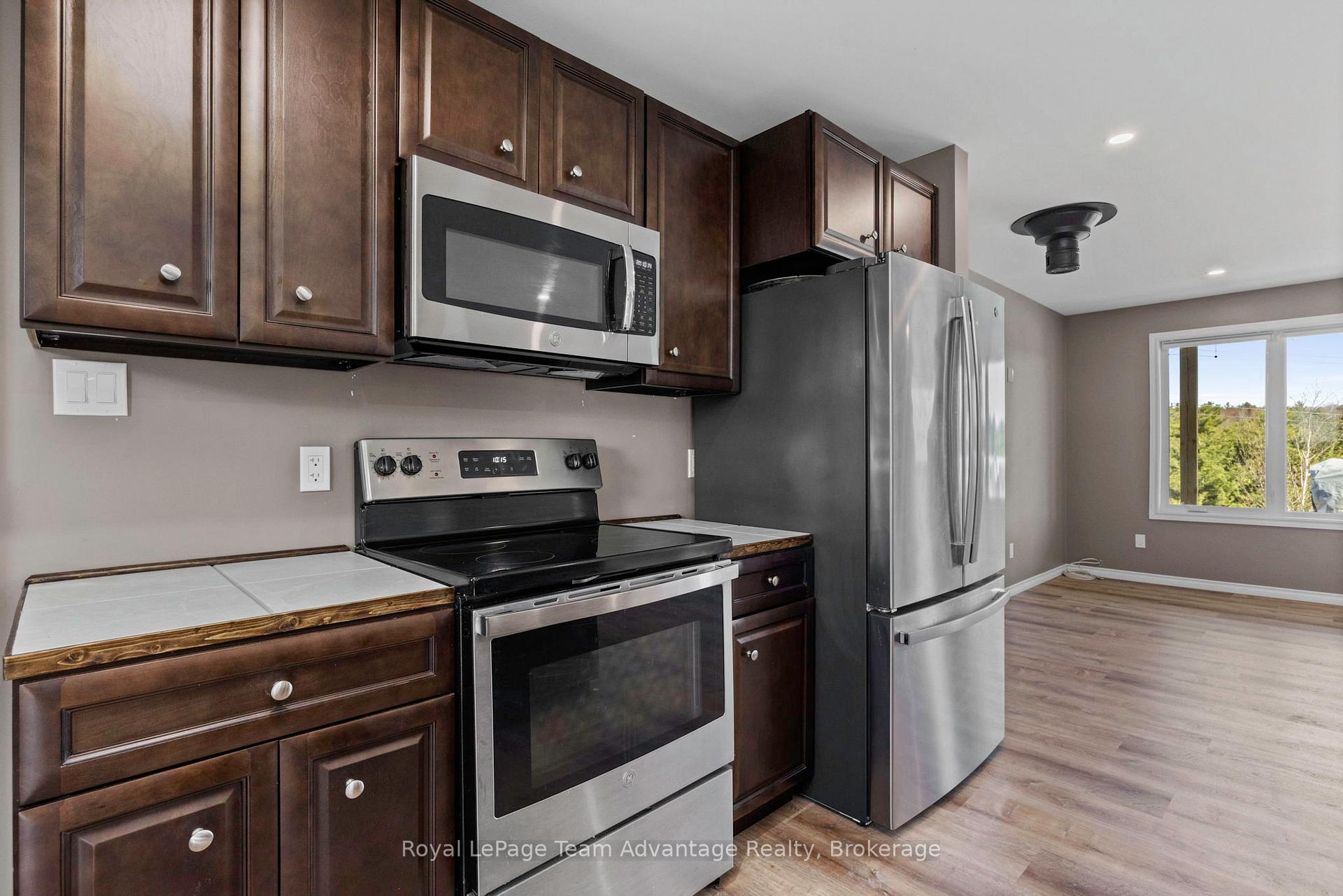 Photo 23 of 28 Meadowcrest Drive, McDougall — HOMEH